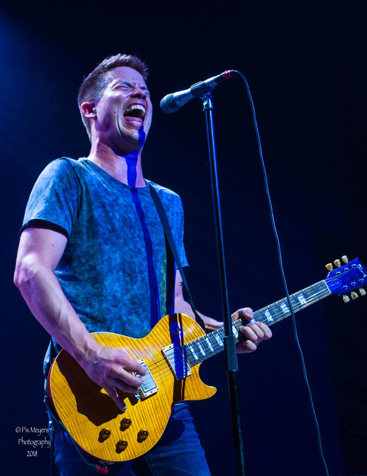 Jonny Lang-9.jpg