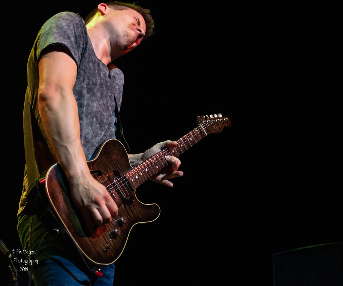 Jonny Lang-12.jpg
