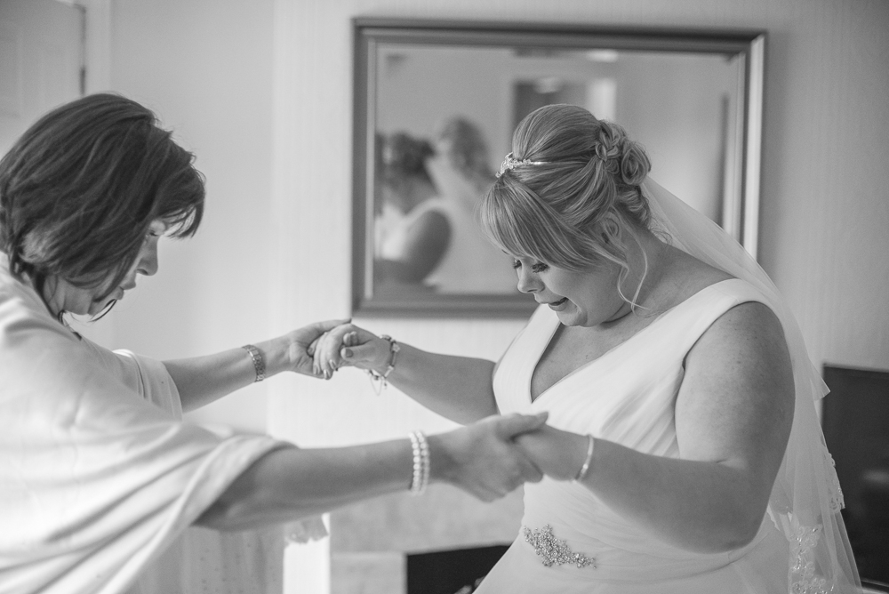 Charlotte and Darren Web-16.jpg