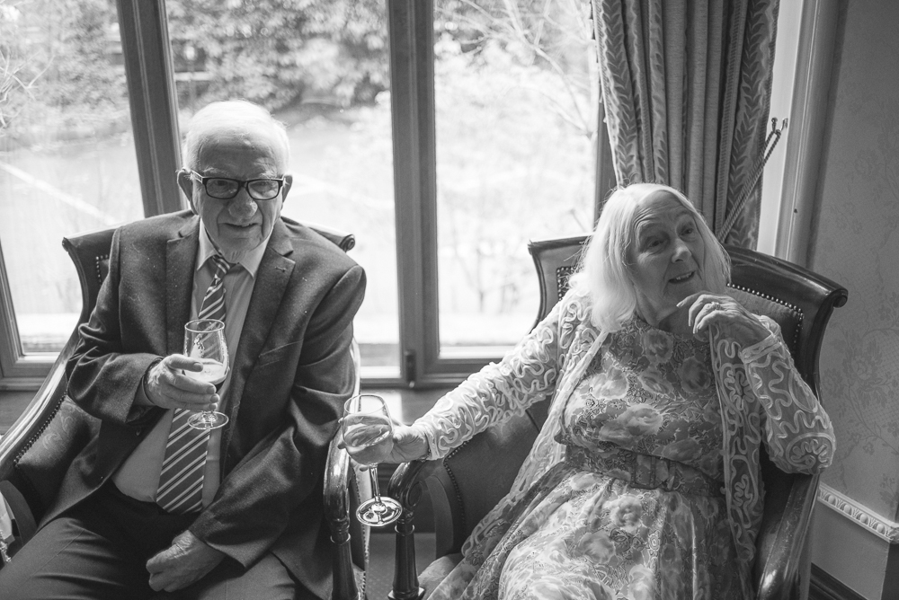 Charlotte and Darren Web-29.jpg