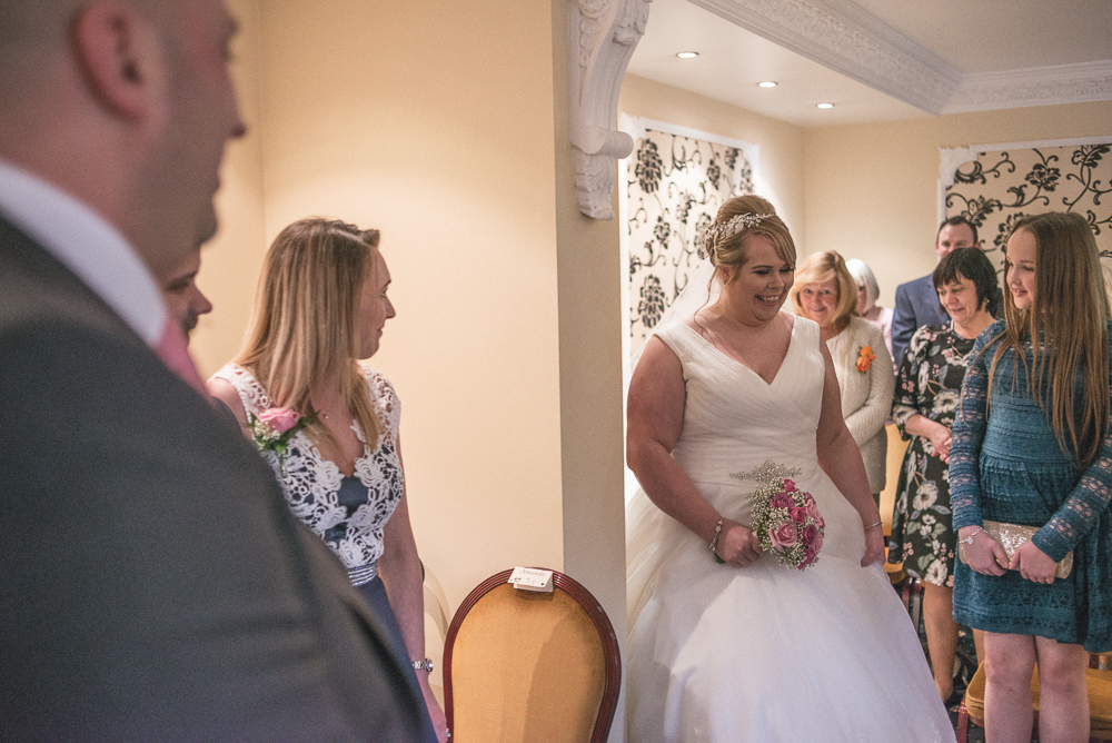 Charlotte and Darren Web-40.jpg