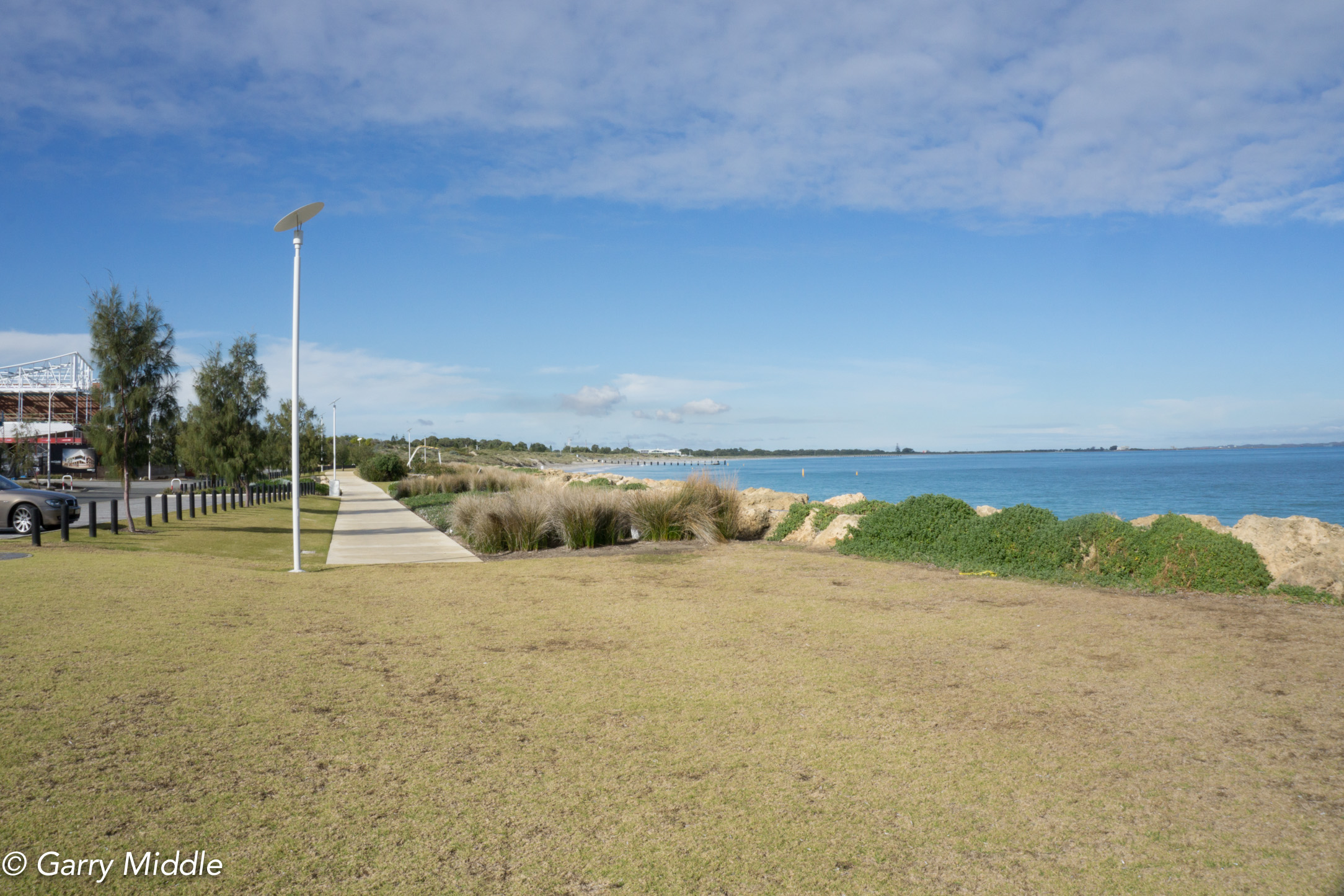 Plate 1: The foreshore reserve adjacent to Socrates Parade
