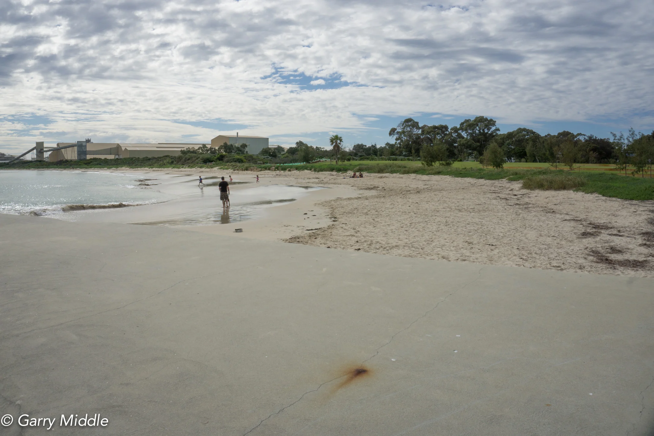 Plate 27: View of the main beach at Kwinana from the wreck, looking up to the Kwinana Industrial area