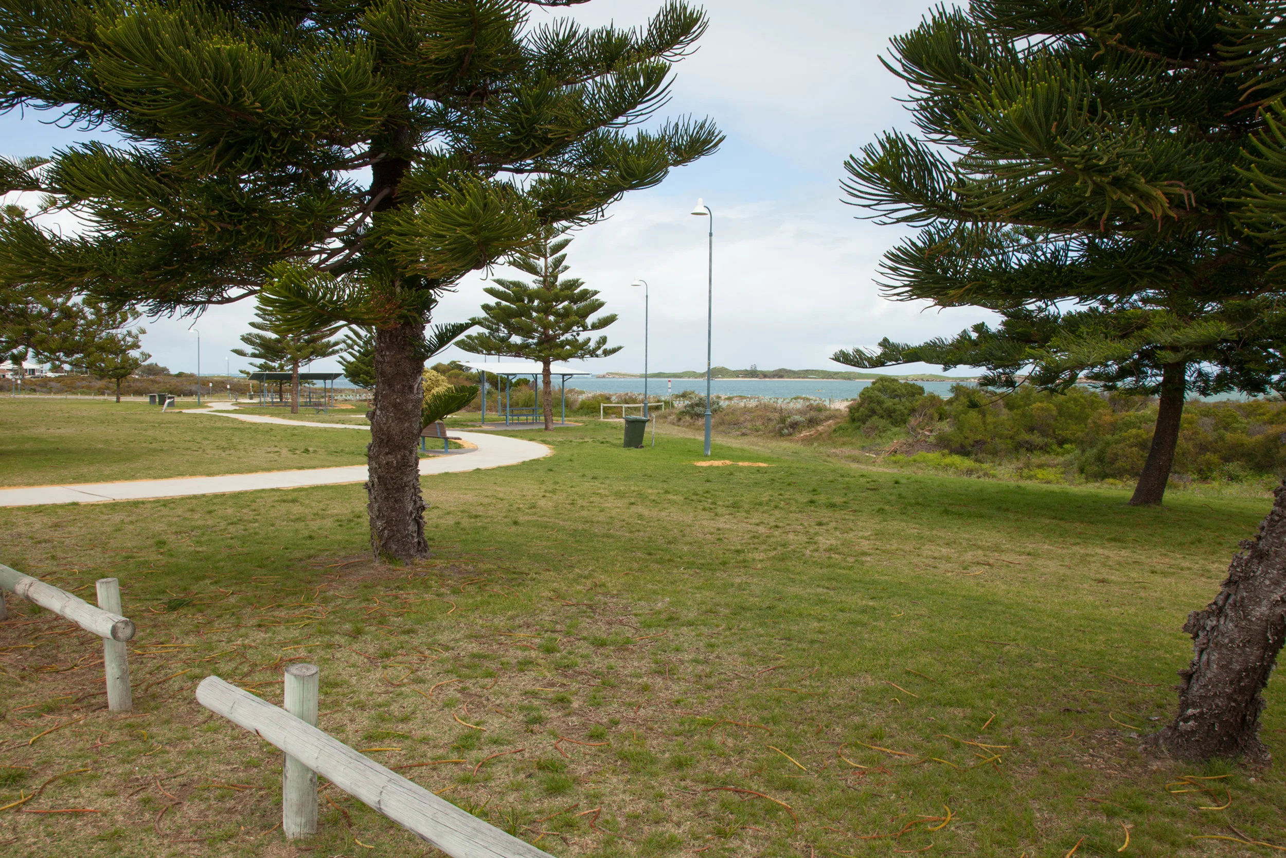 Plate 3: Paths through Lion Park and to the beach