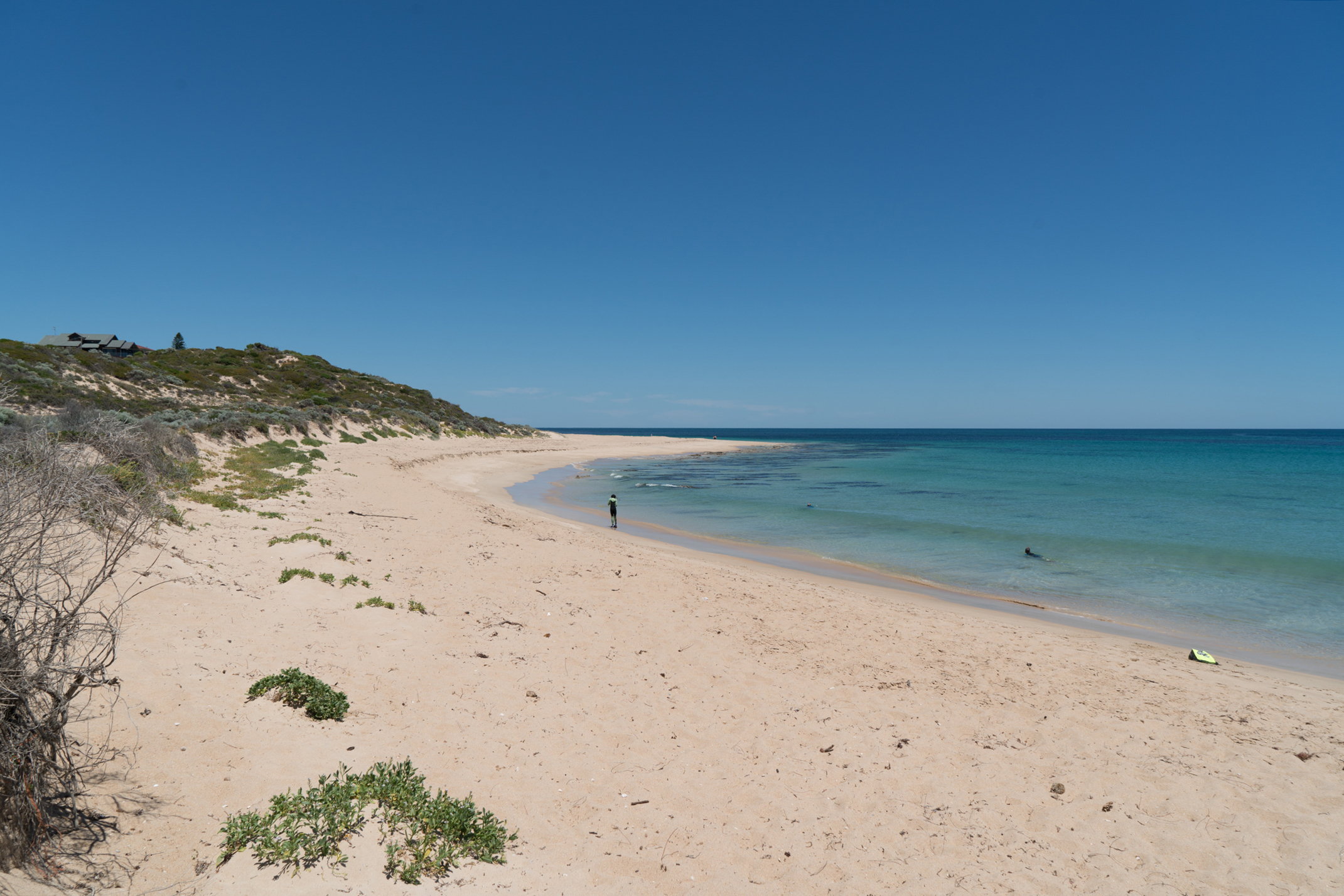 Plate 7: The start of the beach walk from the Hunter Street carpark