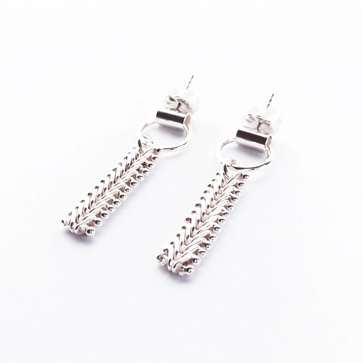 MEIME_MOMENTUM_EARRINGS_SILVER.jpg