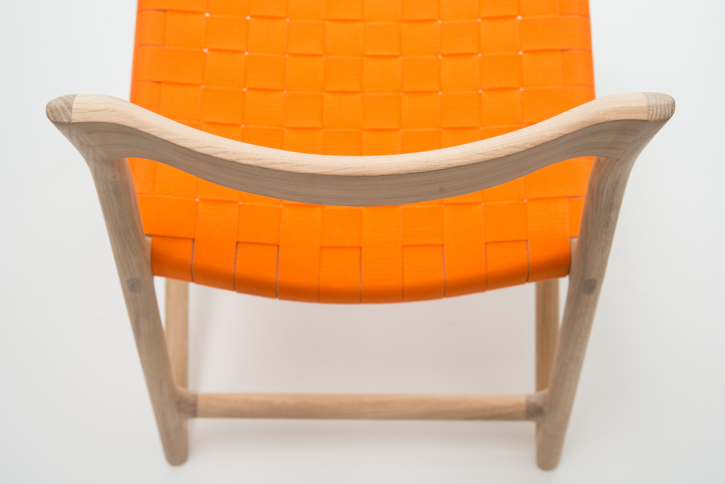 Gazzda - Fawn chair - orange - White pigment11.JPG