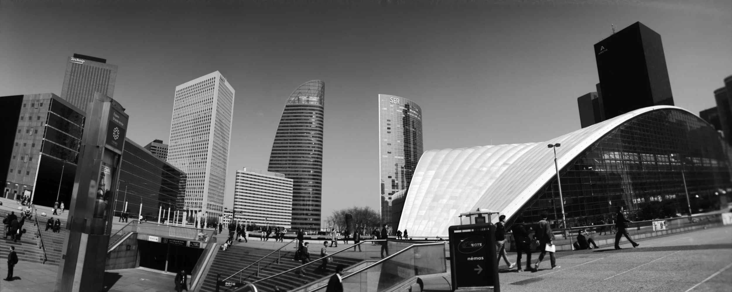 Espace Grande Arche.jpg