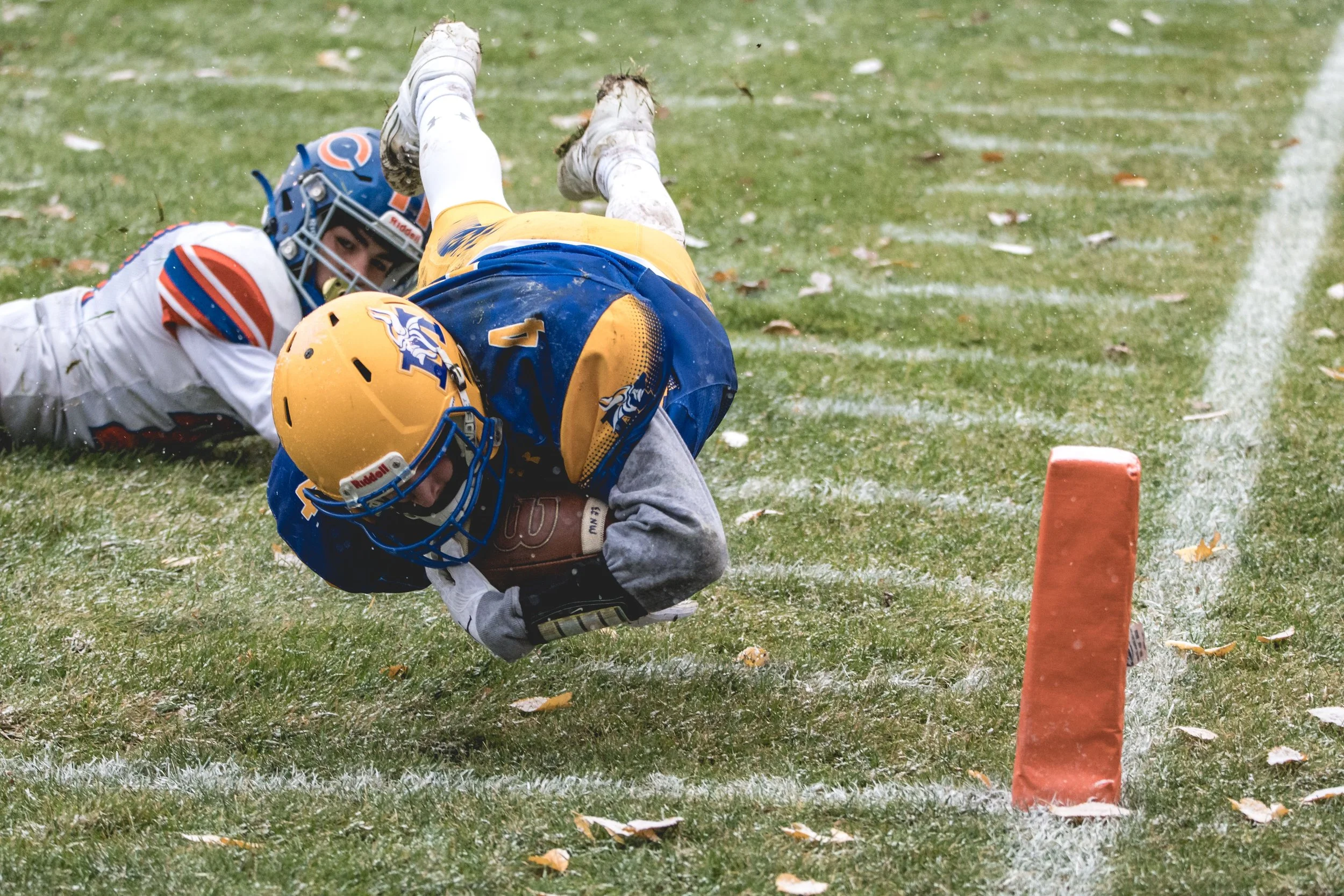 Max Rost dives towards the end zone.JPG