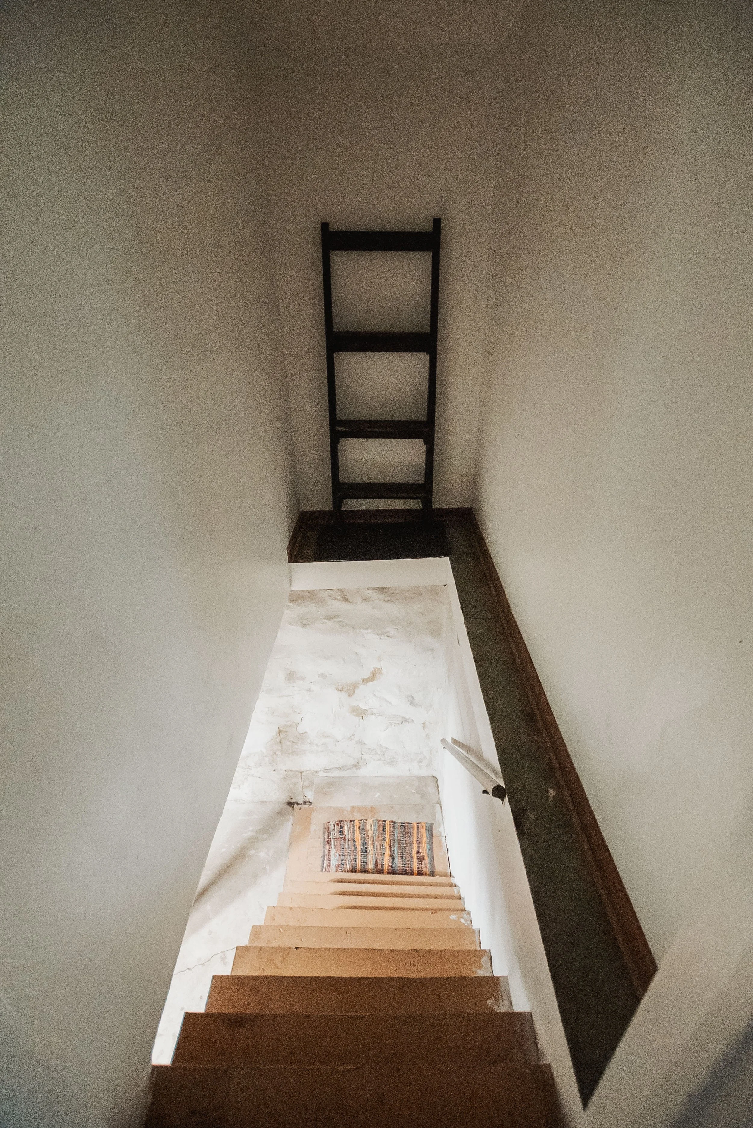 basement stairway (2).jpg