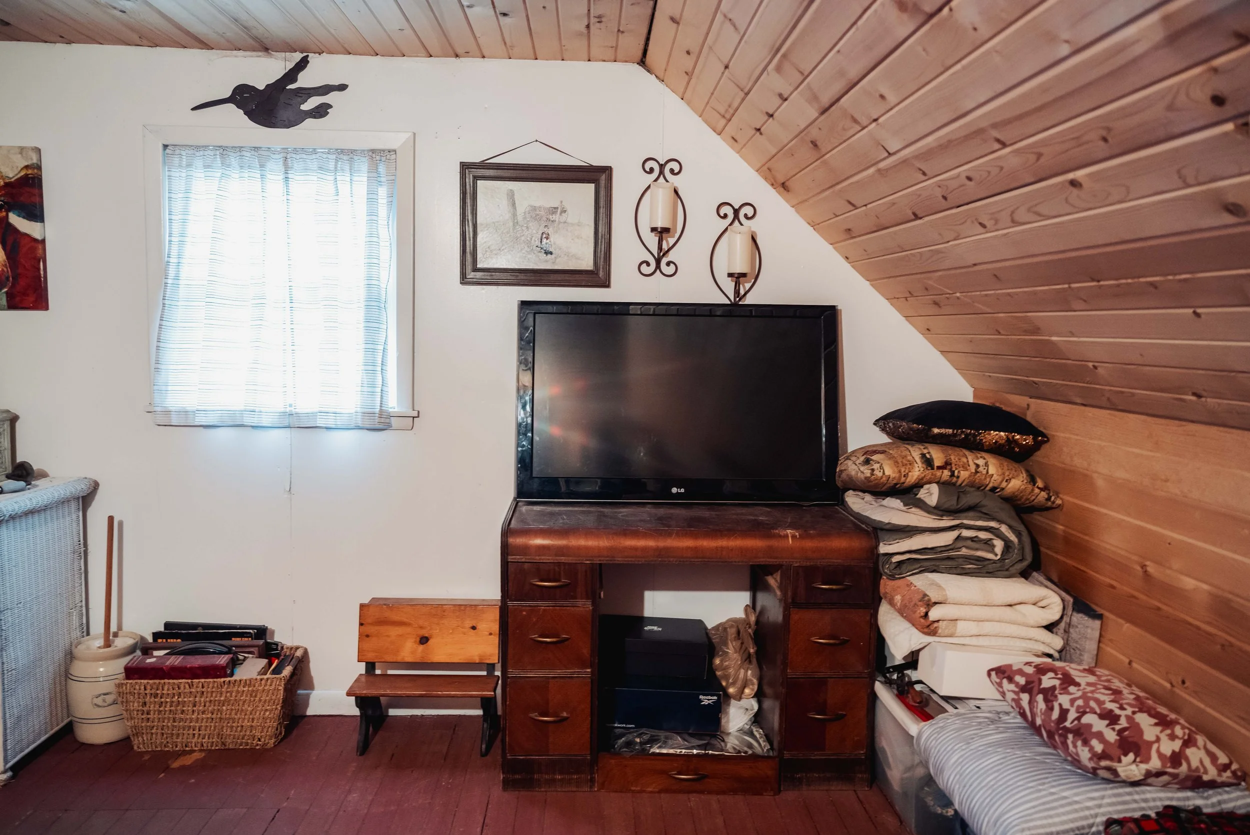 bedroom 3 (11).jpg