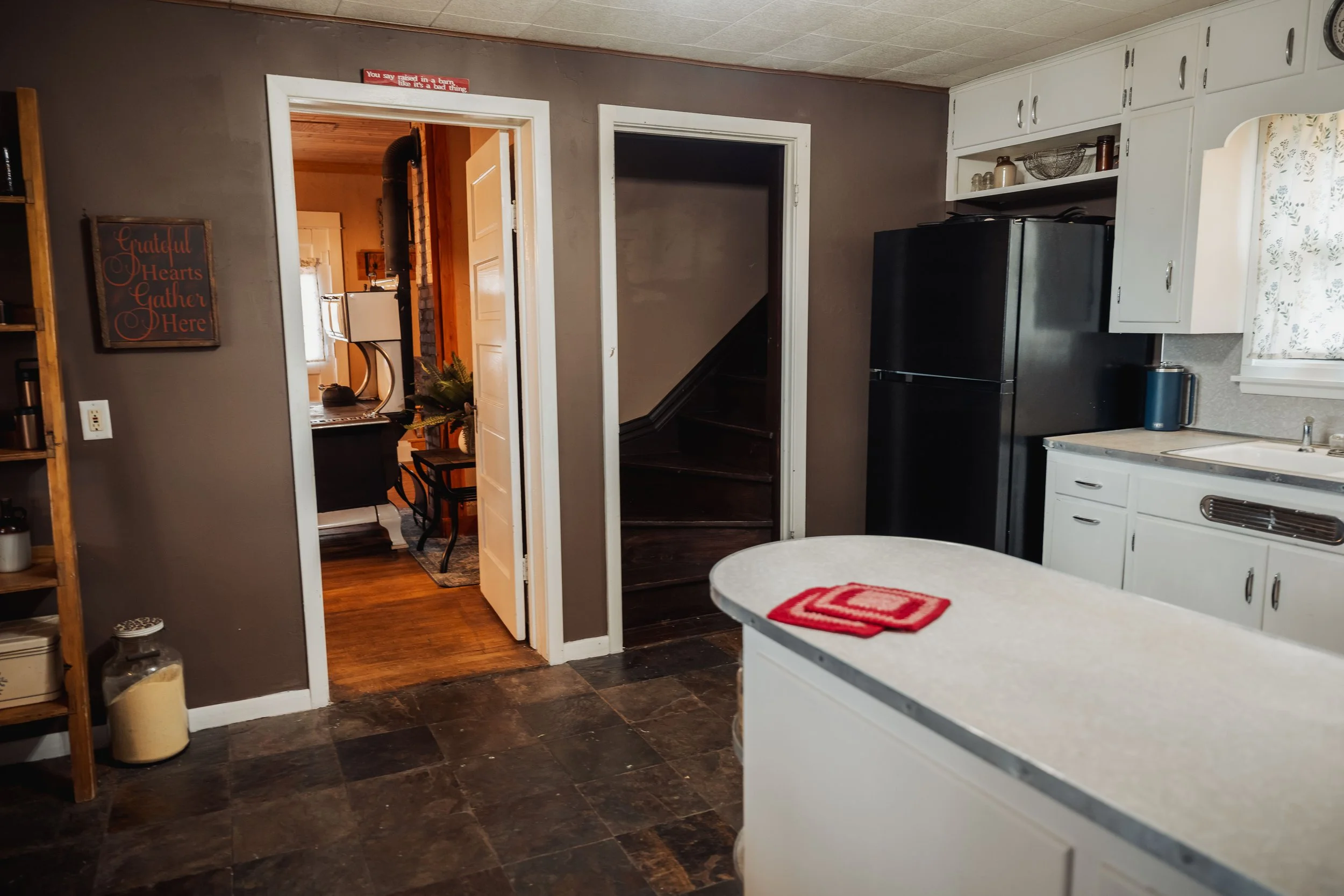Kitchen (1).jpg