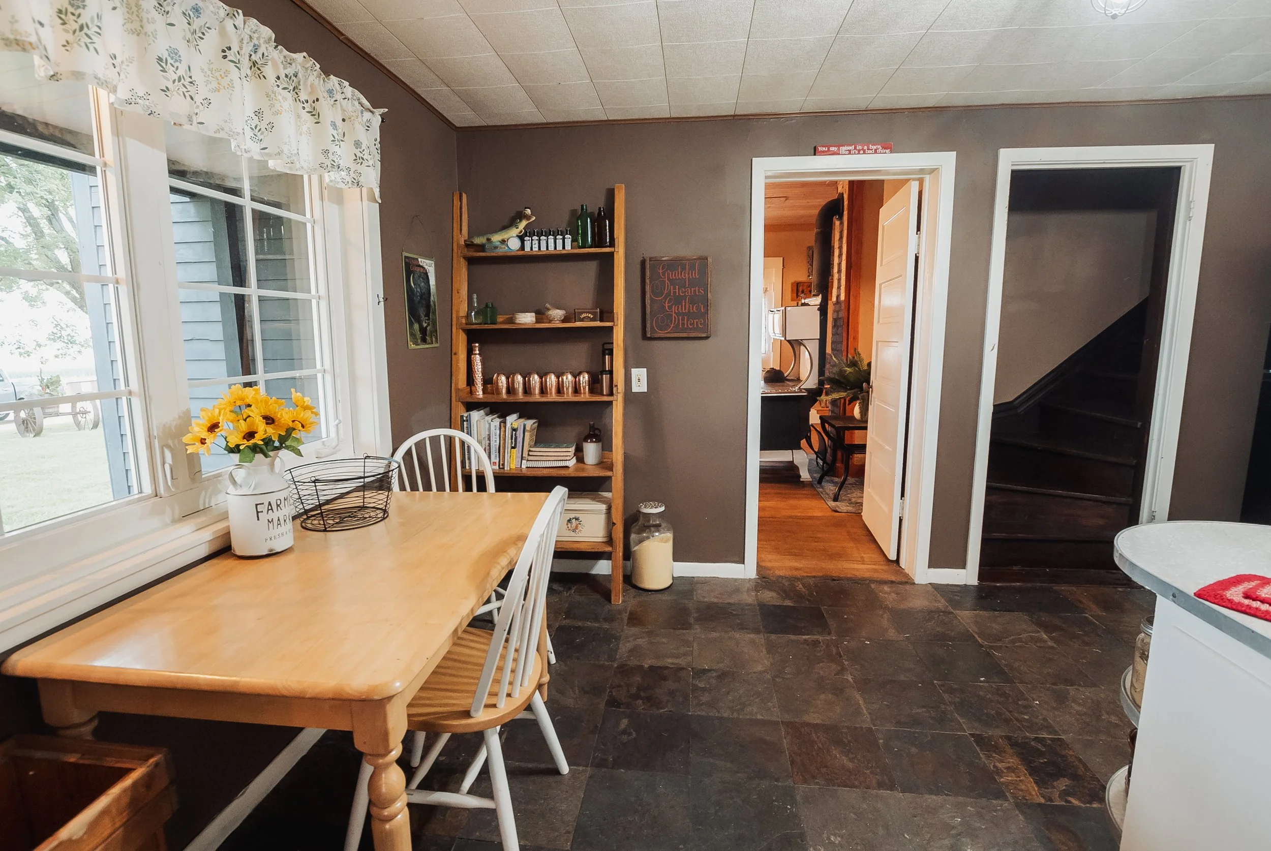 Kitchen (7).jpg