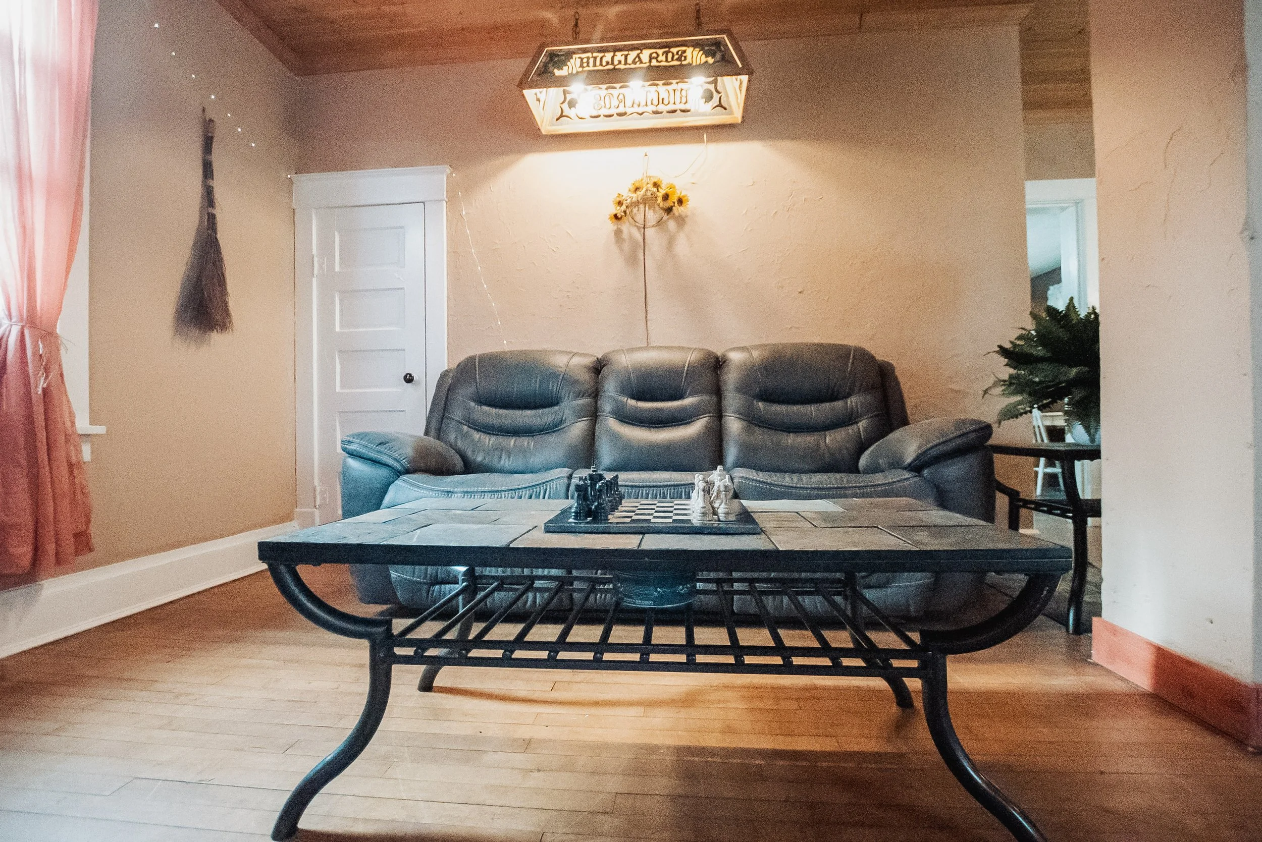 living room (11).jpg