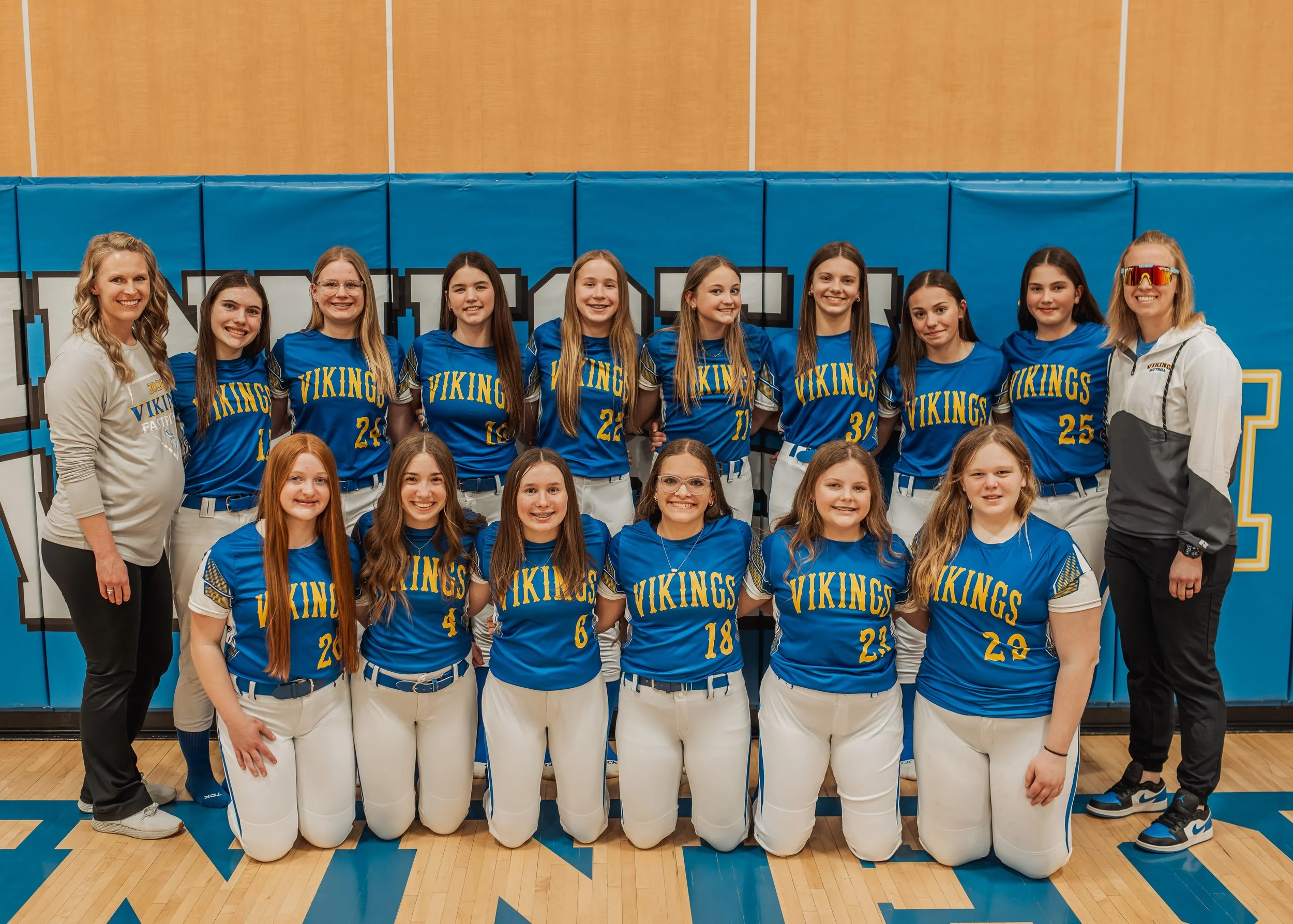 JH Softball Team (1 of 1).JPG
