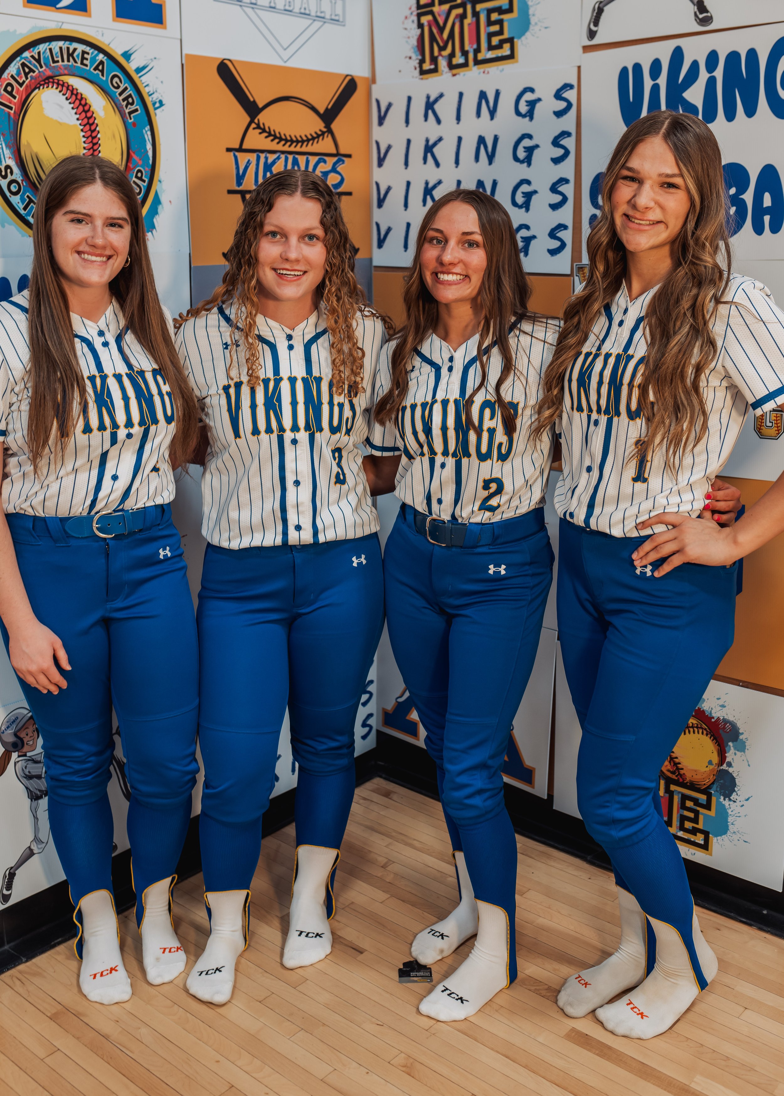 Softball Seniors (1 of 1).JPG