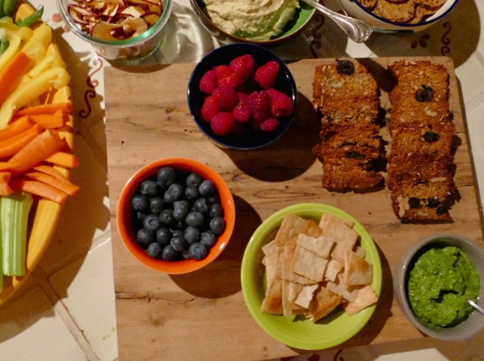 &nbsp; &nbsp; &nbsp; &nbsp; Bread Baked into crackers