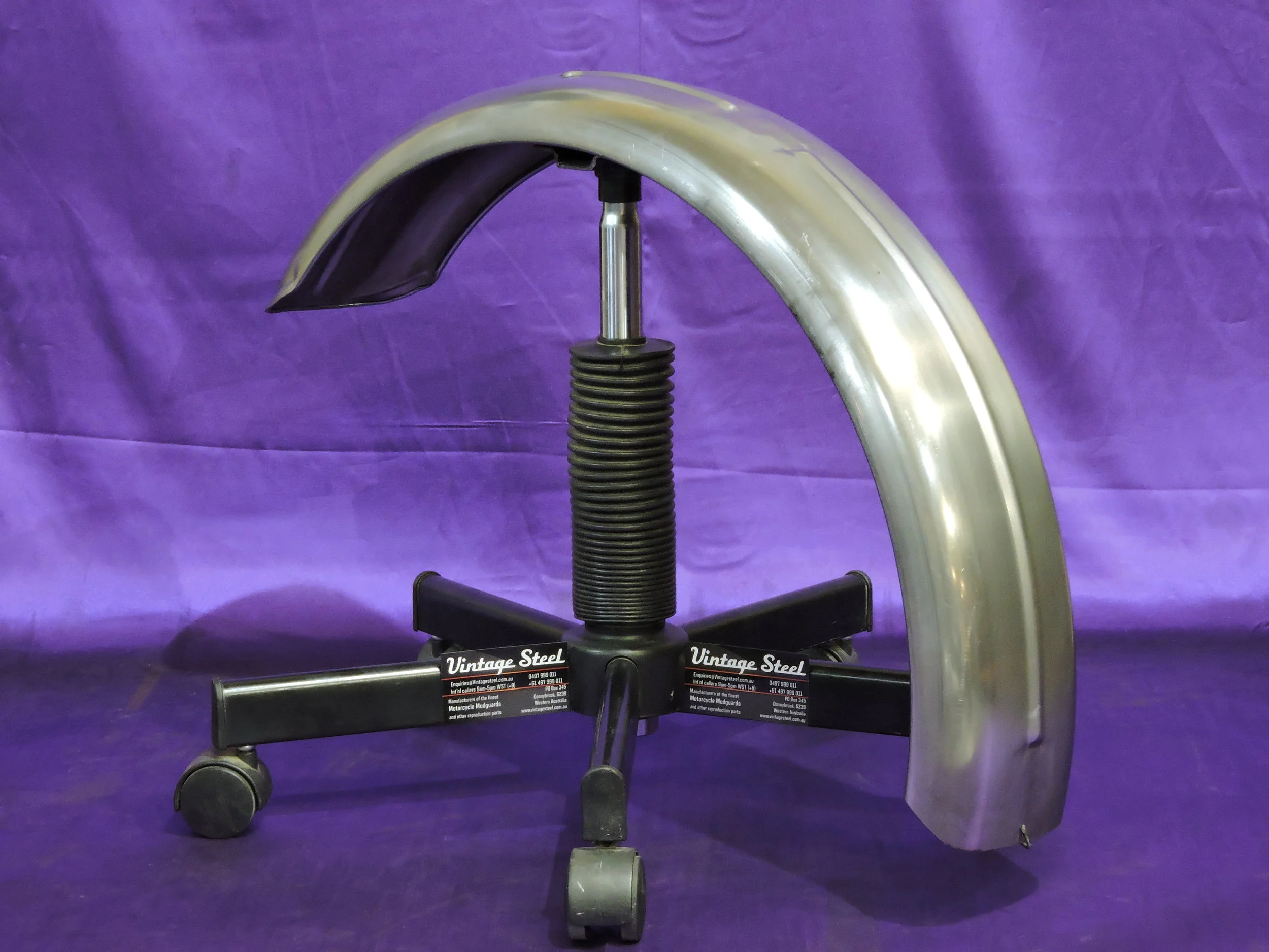 30 Ariel Front 1949  (6).JPG