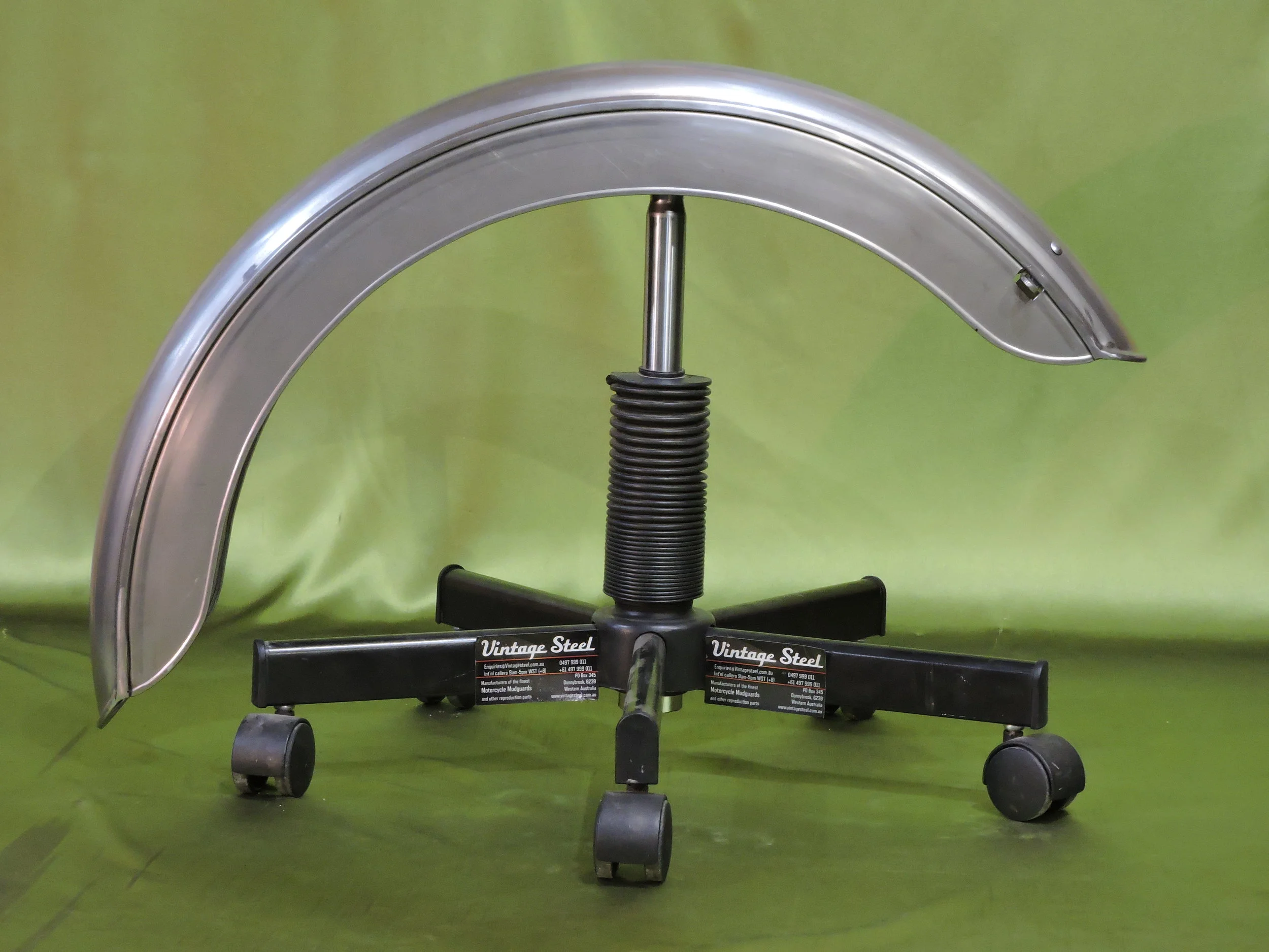 Vintage Steel — New Hudson Front 041