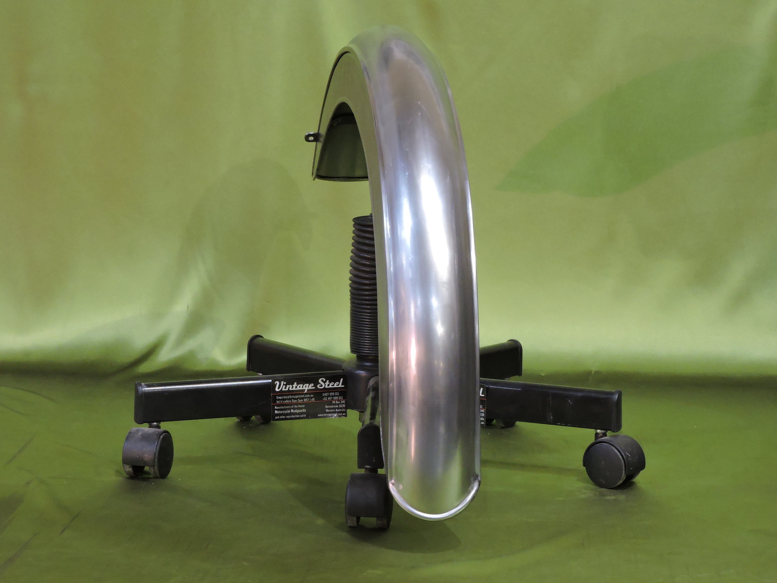 Vintage Steel — New Hudson Front 041