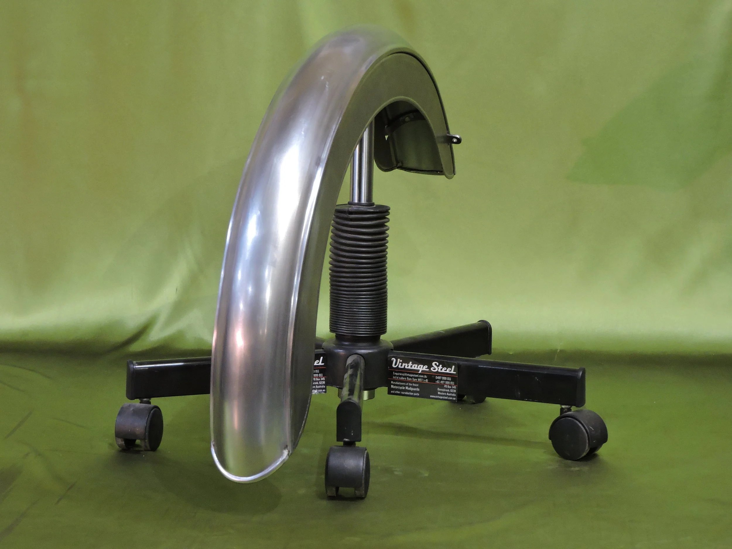 Vintage Steel — New Hudson Front 041