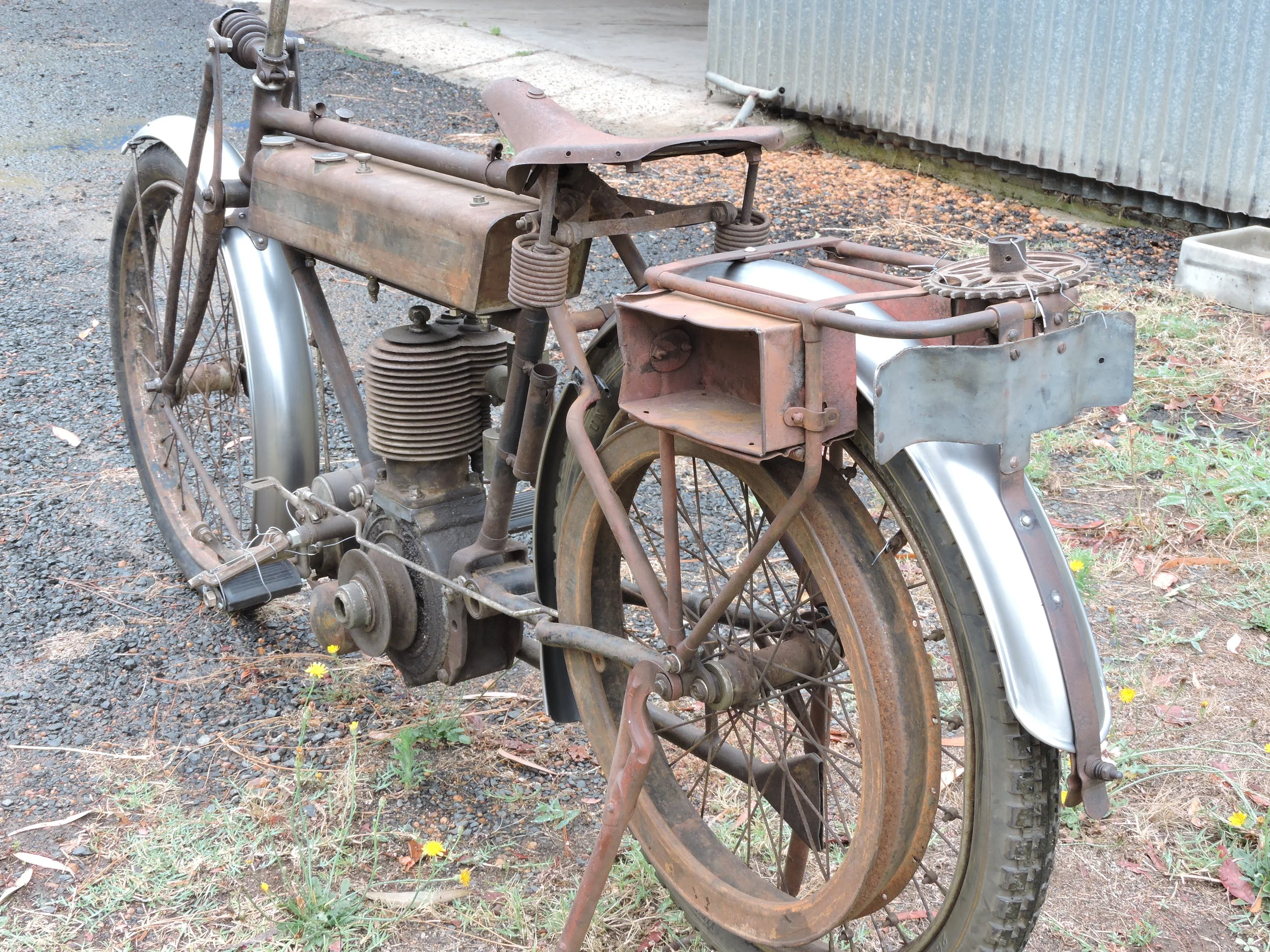04 TRIUMPH 1913 (8).JPG