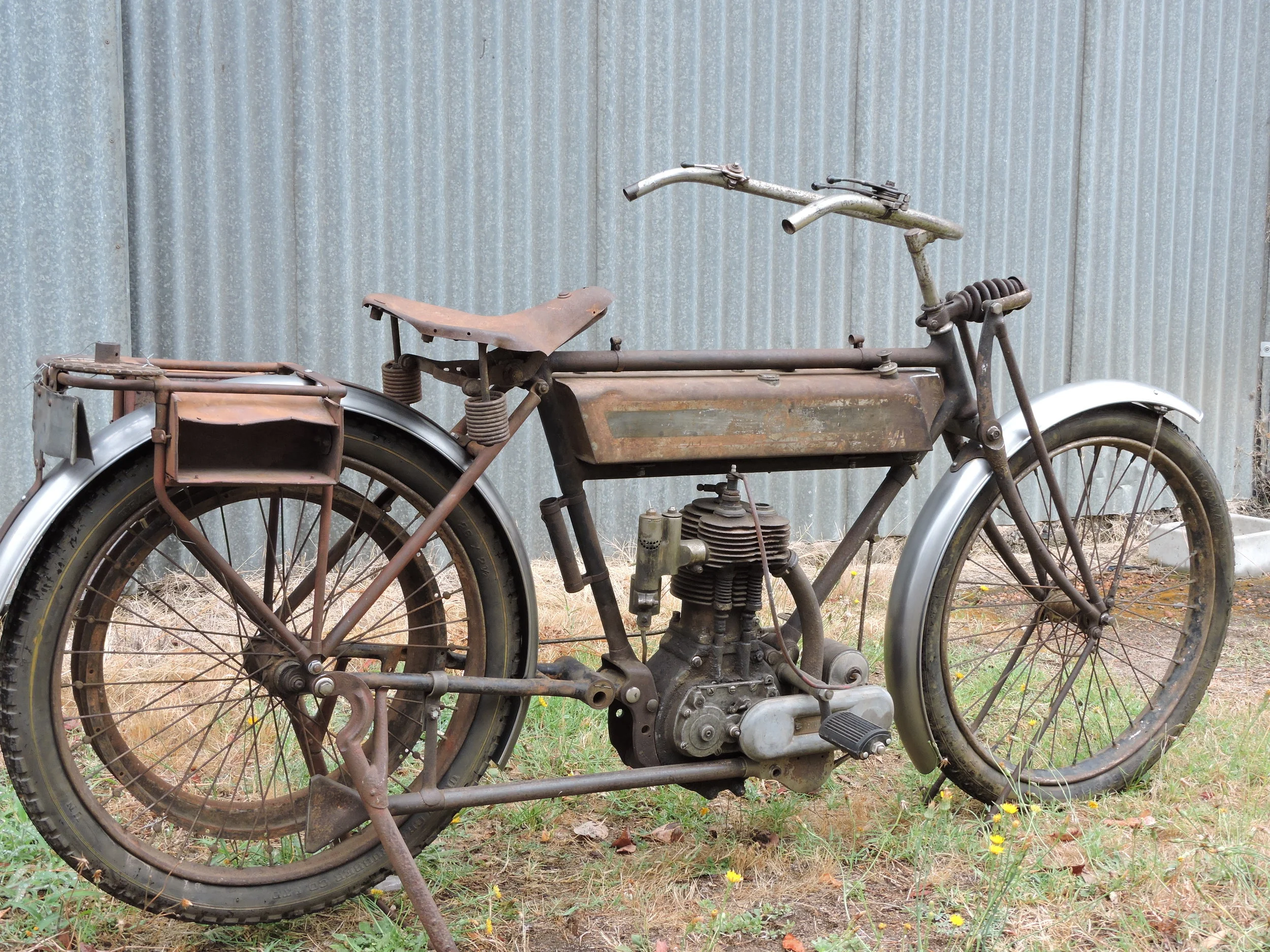 04 TRIUMPH 1913 (10).JPG