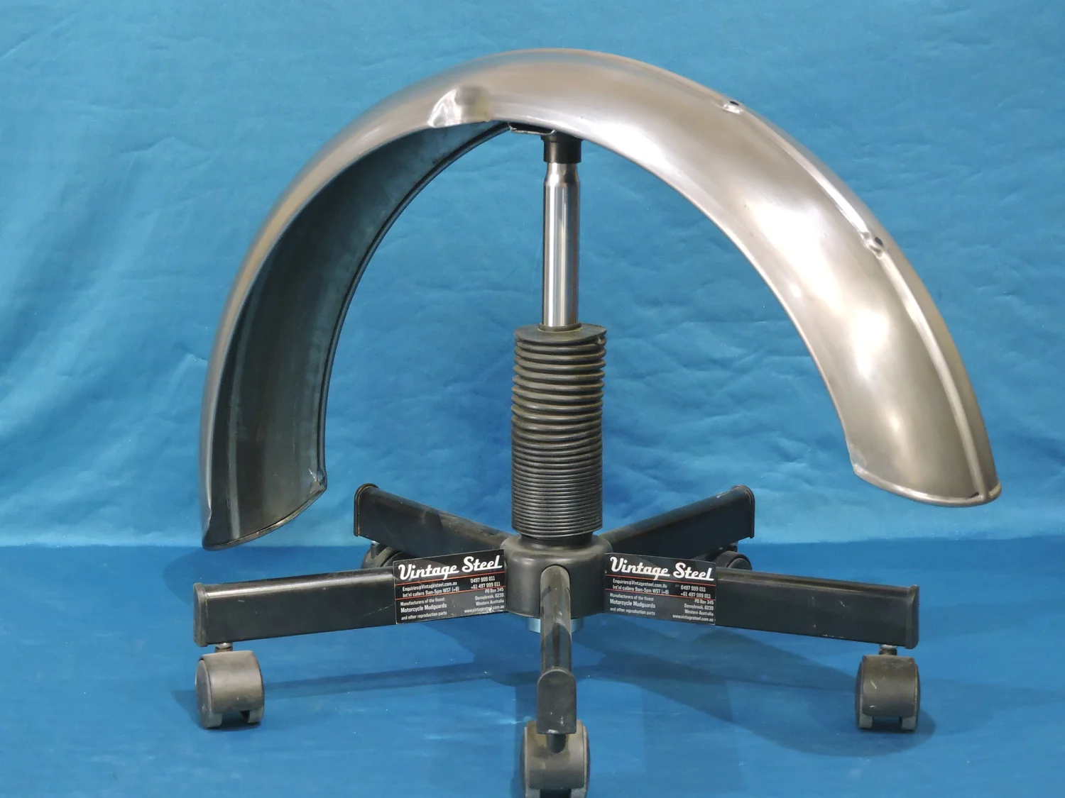 Vintage Steel — Velocette MAC 1949 Front #39-3