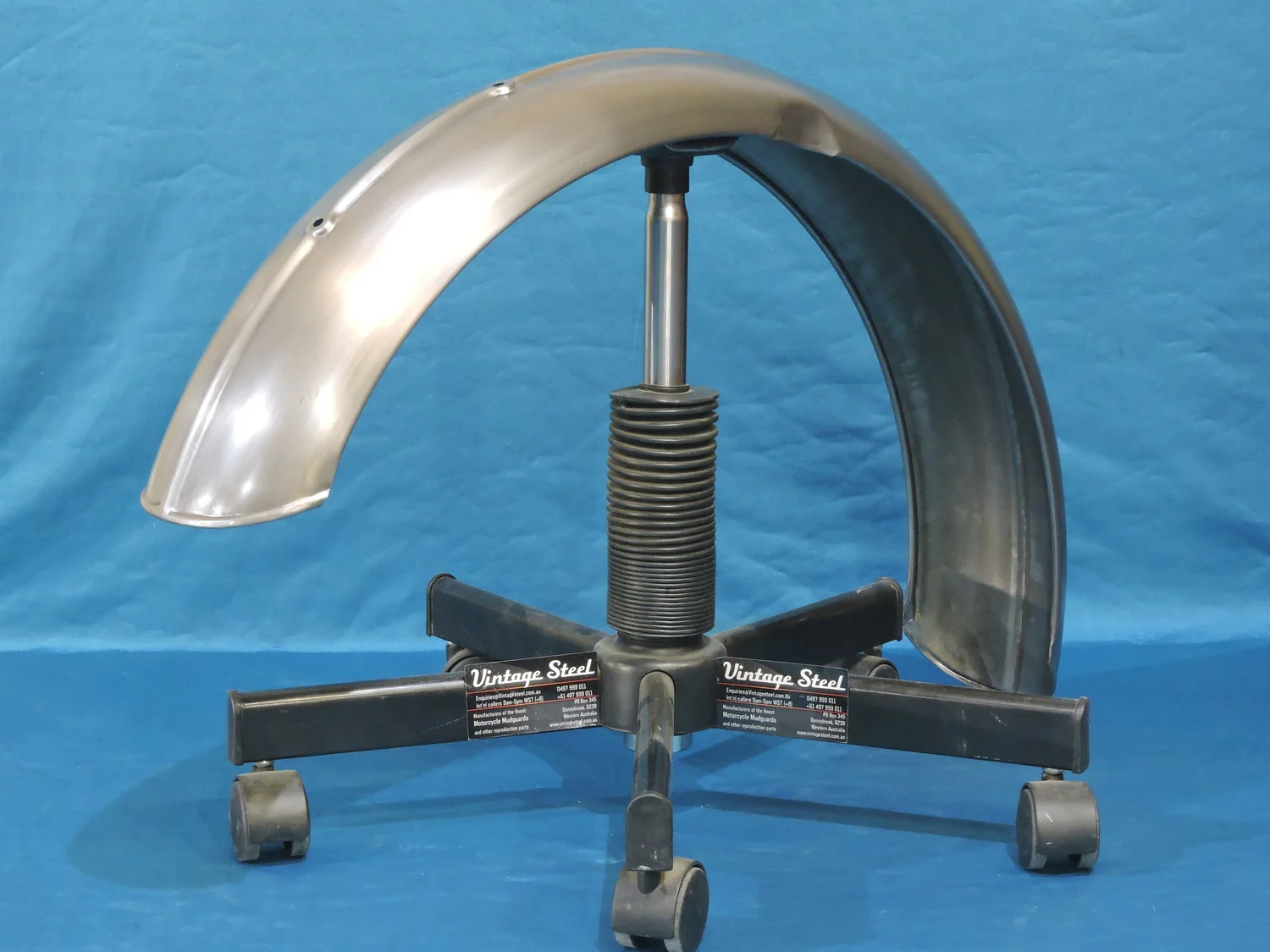 Vintage Steel — Velocette MAC 1949 Front #39-3
