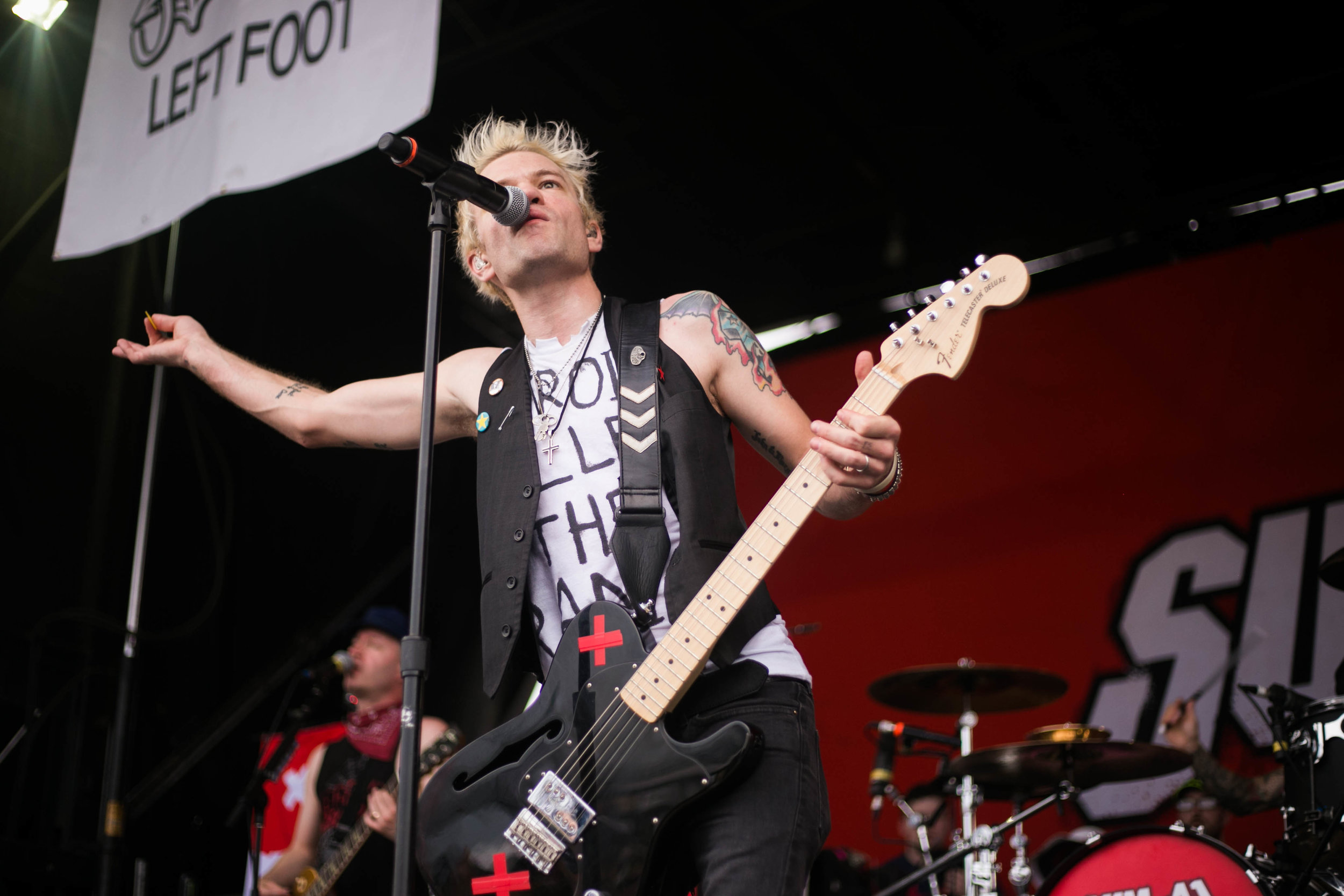 SUM 41