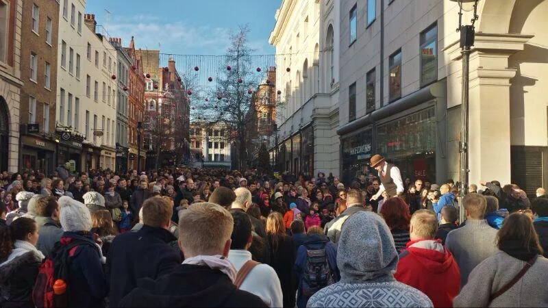 Roaming entertainment allows shows to be performed wherever needed.