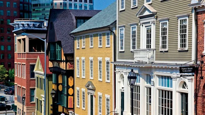 dam-images-travel-providence-rhode-island-providence-rhode-island-guide-01-thomas-street-college-hill-h670.jpg