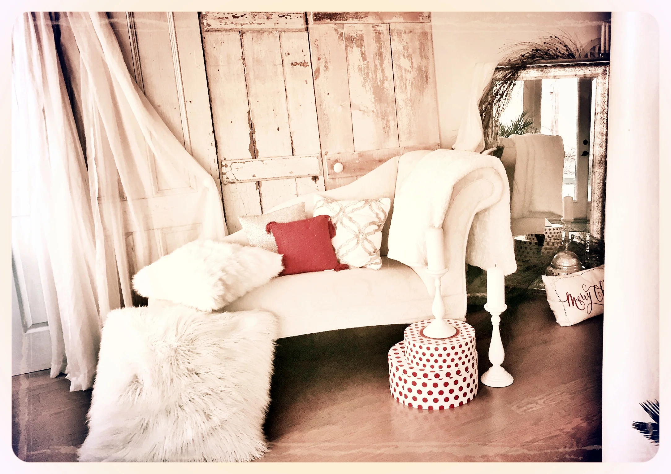 Getting ready for Christmas by decorating my portrait studio! Of course I had to buy some new decorative pillows to spruce up the place for christmas, pillows are such an easy way to update your decor for the varying seasons! 