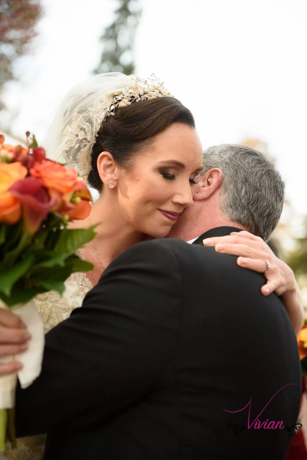 bride-huggin-father.jpg