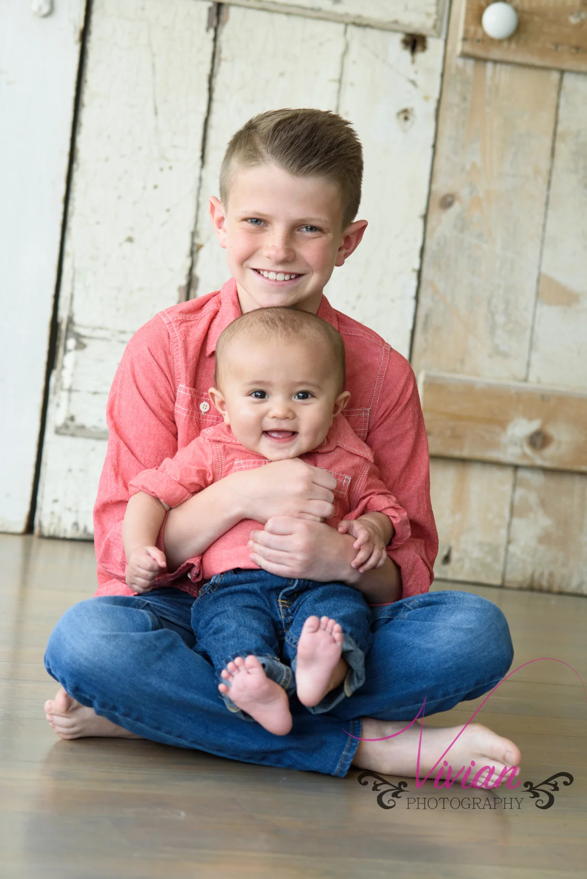 These sweet little boys are cousins. Cousins are usually the first friends we have as children. They are the best of both worlds because they are family and friends at the same time. No one will ever understand your crazy family like your cousins do. A cousin is a little bit of childhood that can never be lost. Enjoy these photos of these sweet little boys and their moms. Best Mother's Day gift ever! Xo Vivian