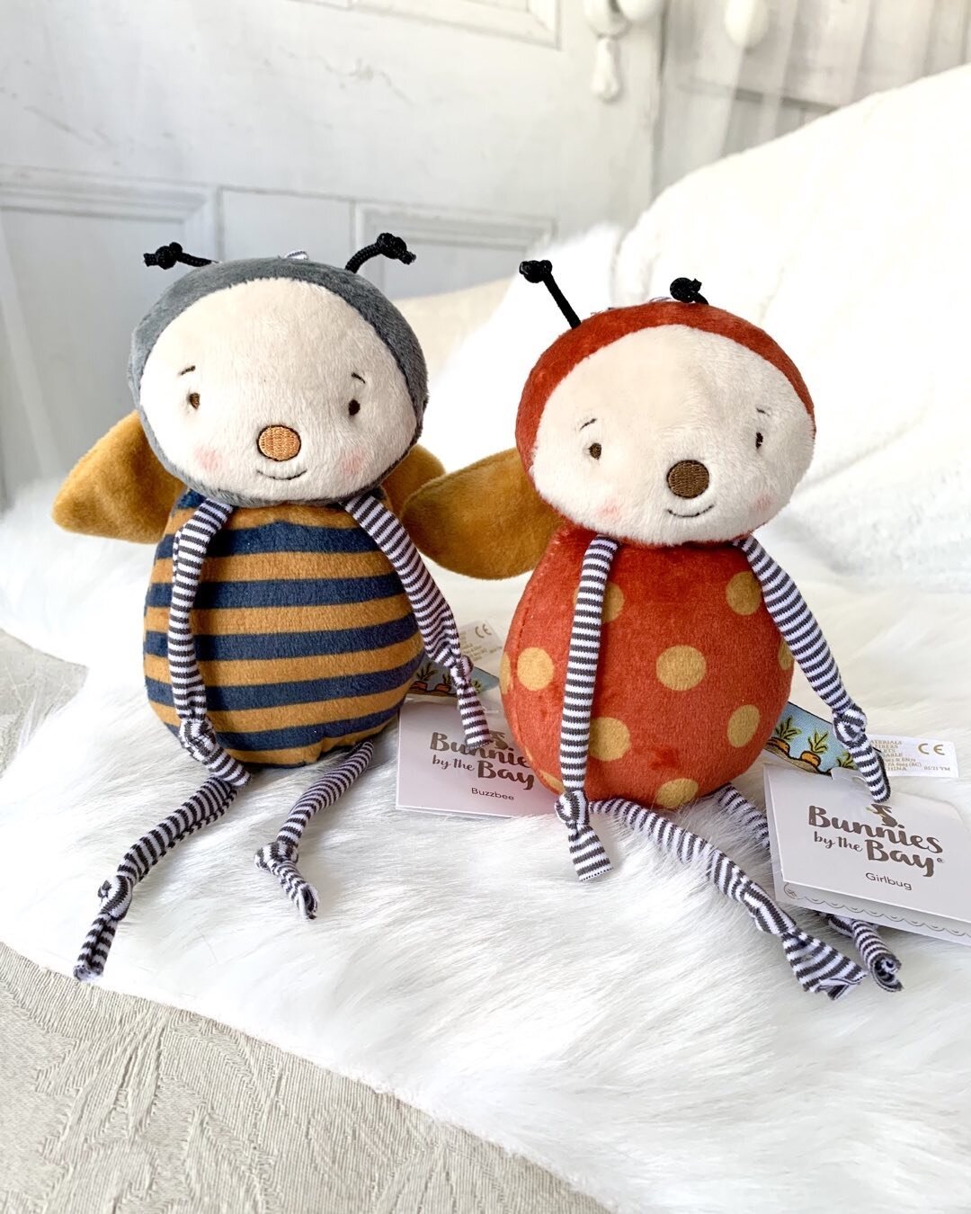 Mornings Bee full of love... #BoutiqueShopping #EasterGifts #EasterBasket #BEE#Cute #Love #StuffedAnimal #BunniesByTheBay #ShopSmallTown #EasterSunday #EasterEggs