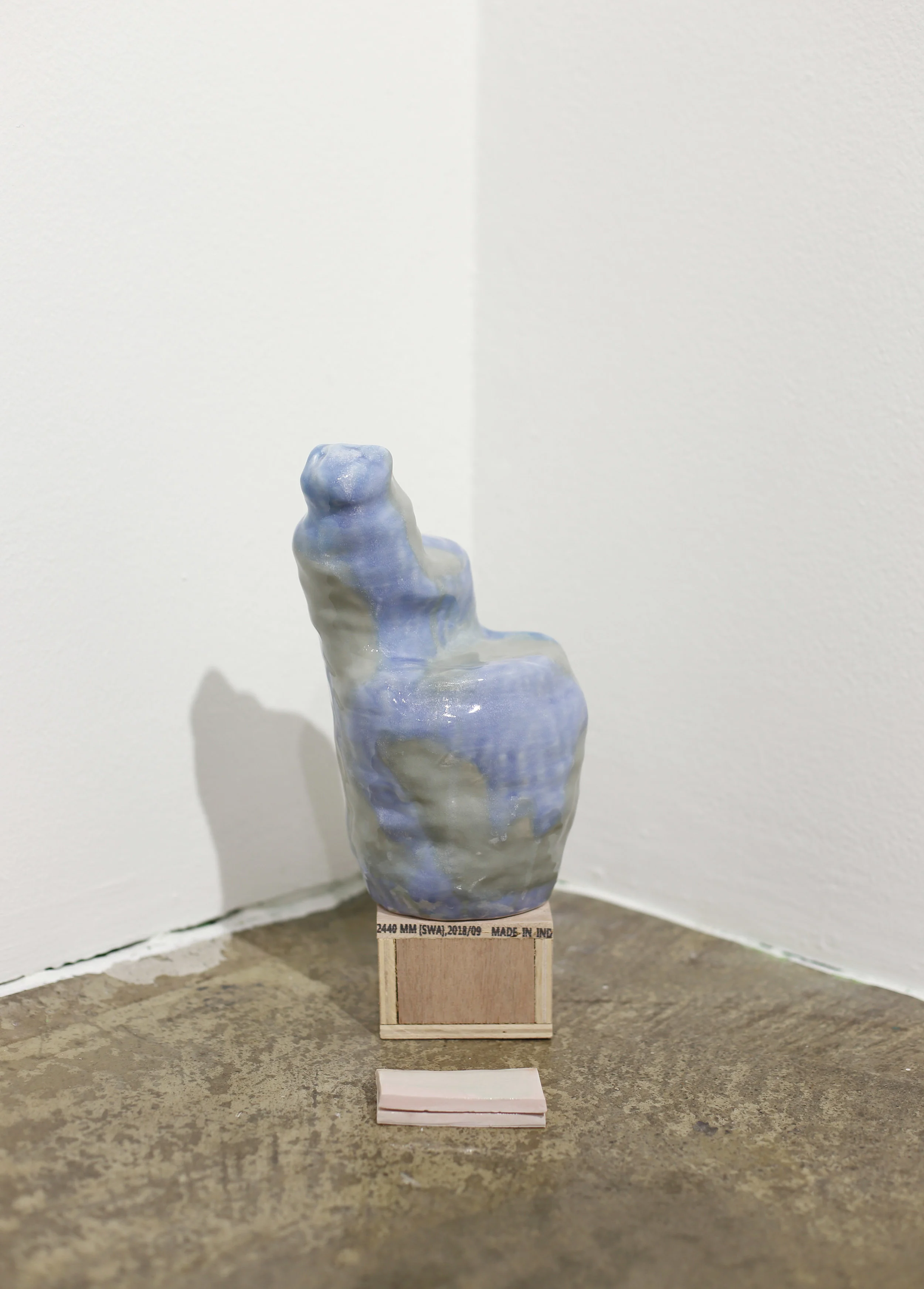 A pretty face Installation shot at SongEun Art Space, Seoul