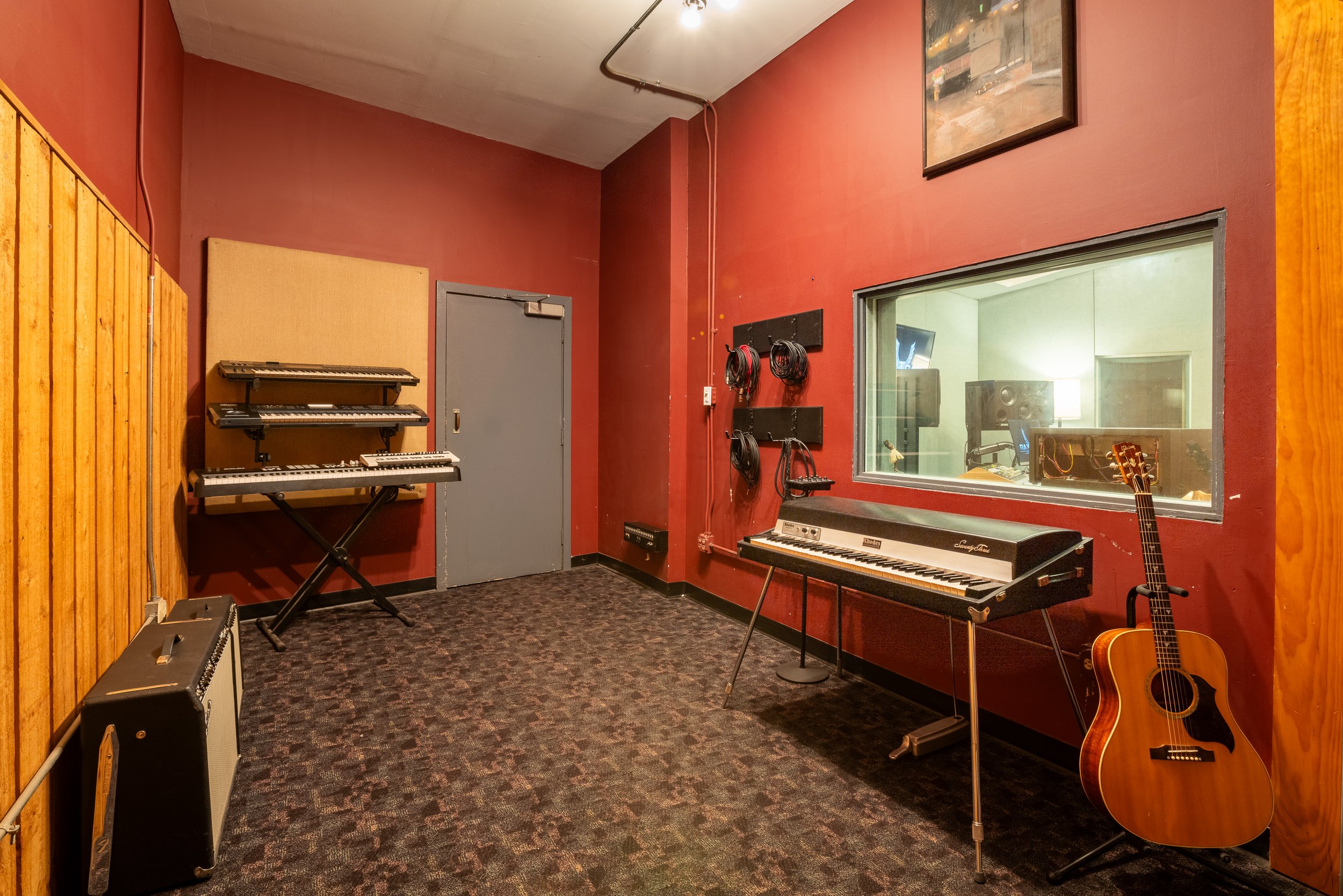 0019_RaxTrax_StudioPhotos.jpg