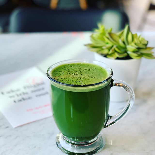 In San Diego teaching a class on clinical biofeedback.  Before starting my day found @parakeetcafe in Del Mar.  Thrilled they serve just a regular matcha (a bit too hot- burns the matcha)! I also order a matcha latte and a gluten free matcha waffle! 