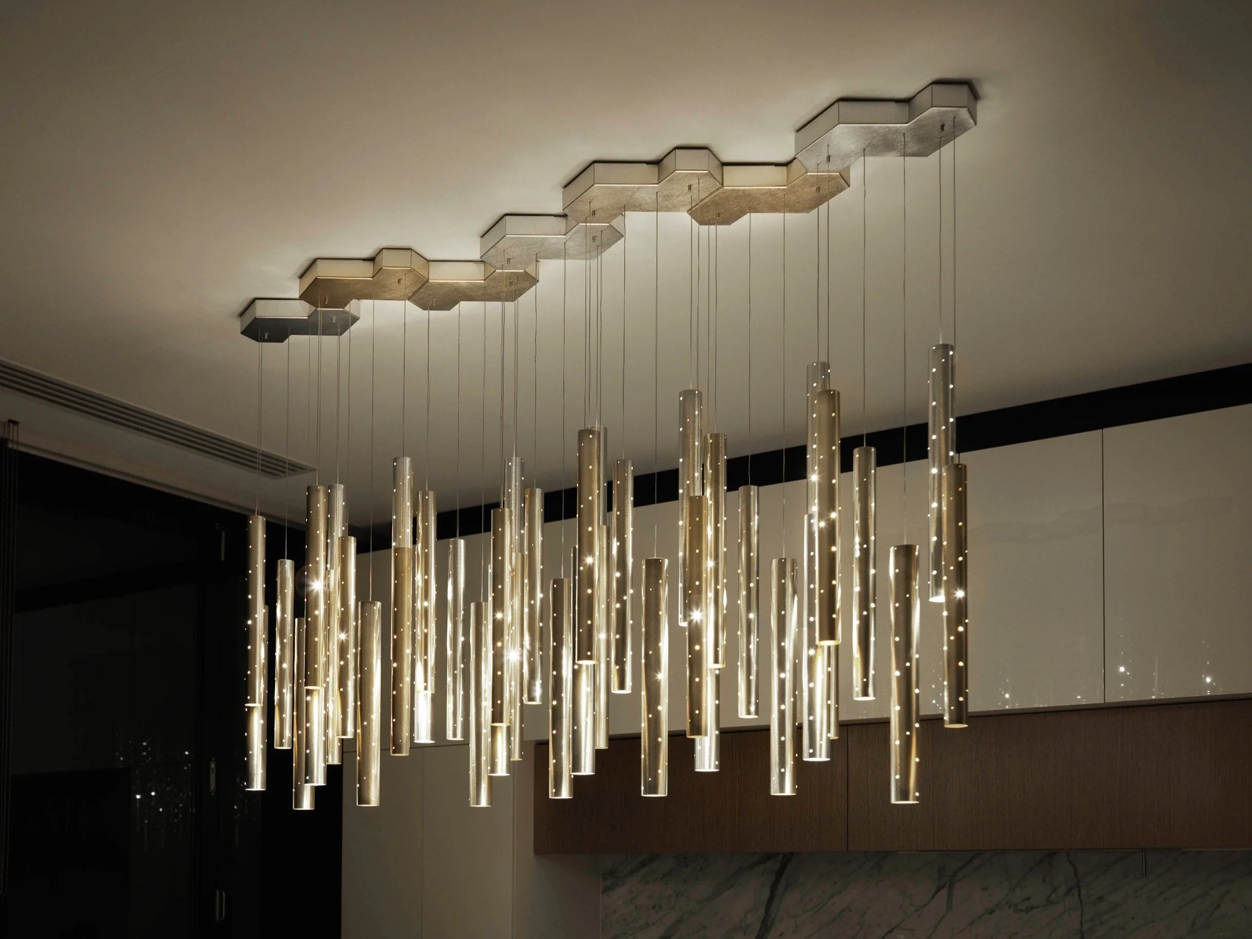 HEAVY RAIN - A MODULAR CHANDELIER