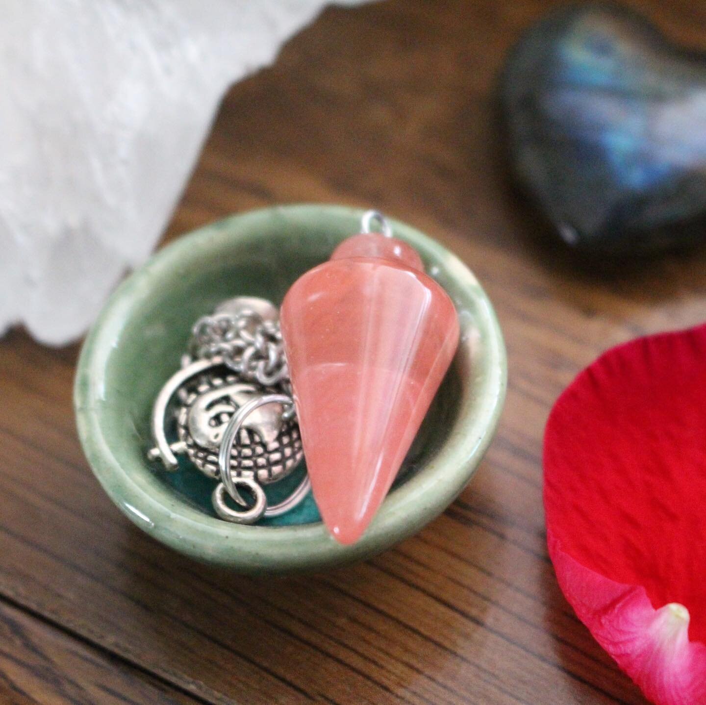 I spent the afternoon working on my pendulum skills, clearing myself, my home, abundance blocks, and increasing my prosperity and spirit of life. 
✨
Did you know that pendulums are connected to your higher self and/or your spirit guides?
✨
You can us