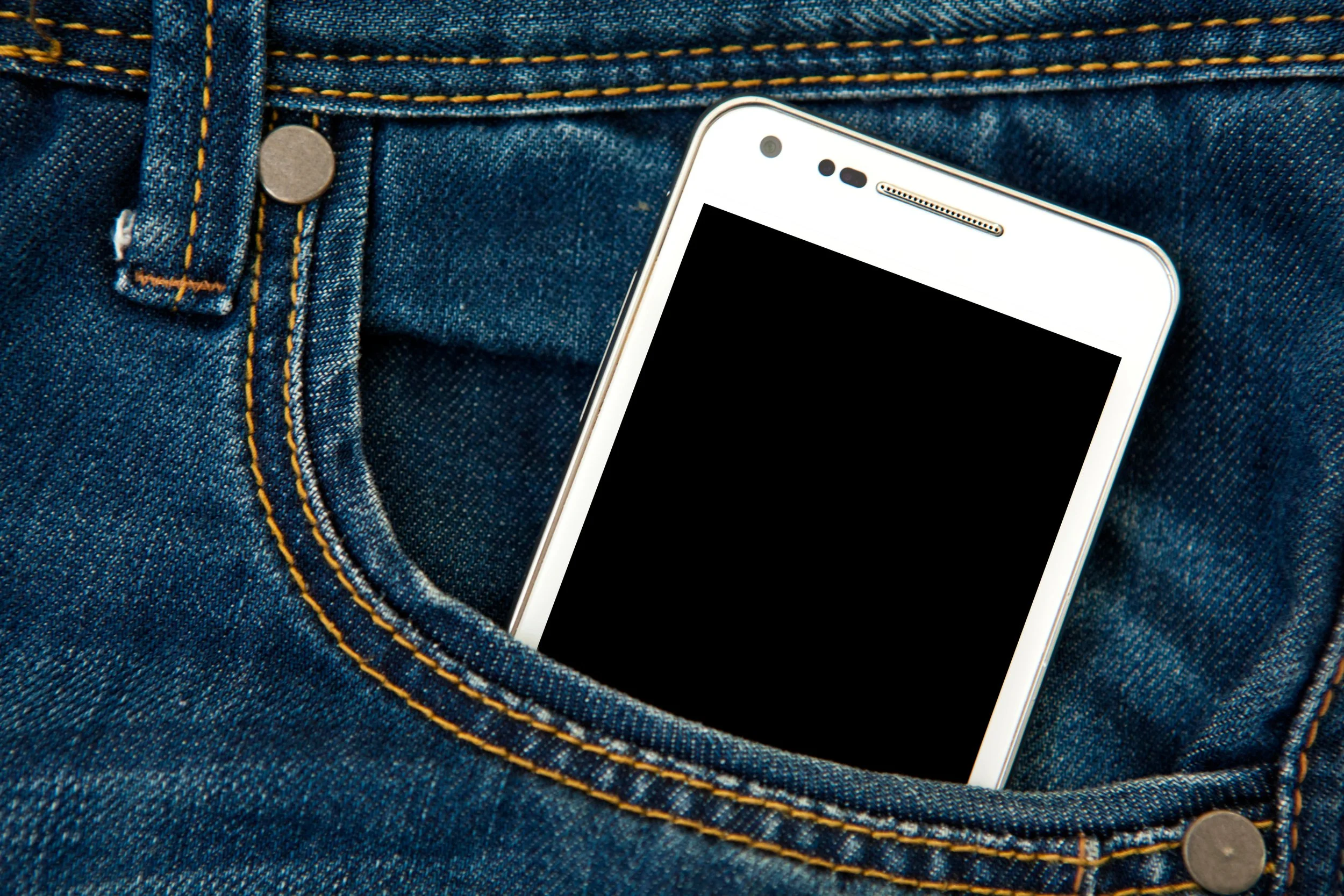 mobile phone in trouser pocket bluskills personal security threat tracker