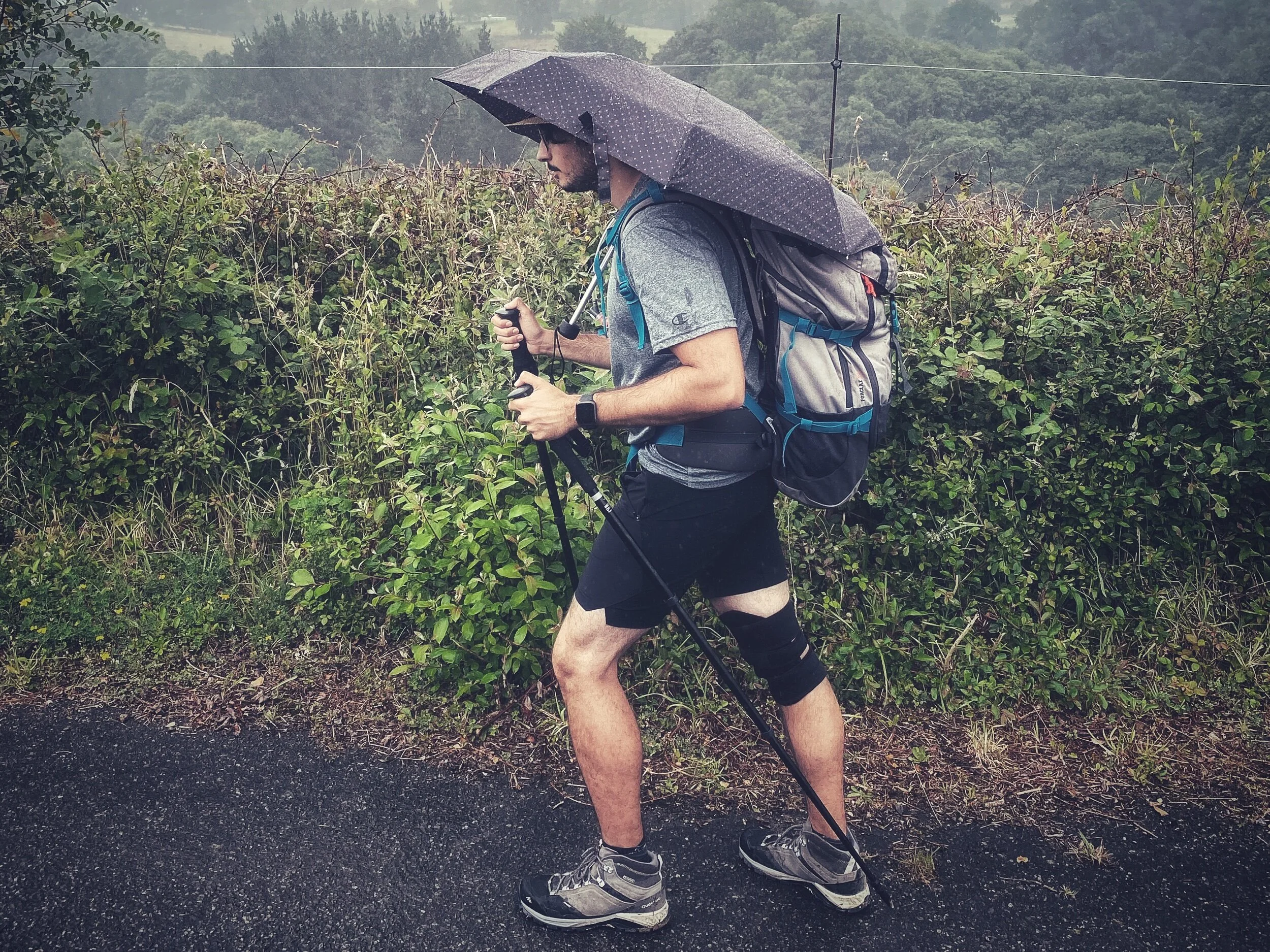 How did someone with bad knees make it through the hardest camino thru hike?