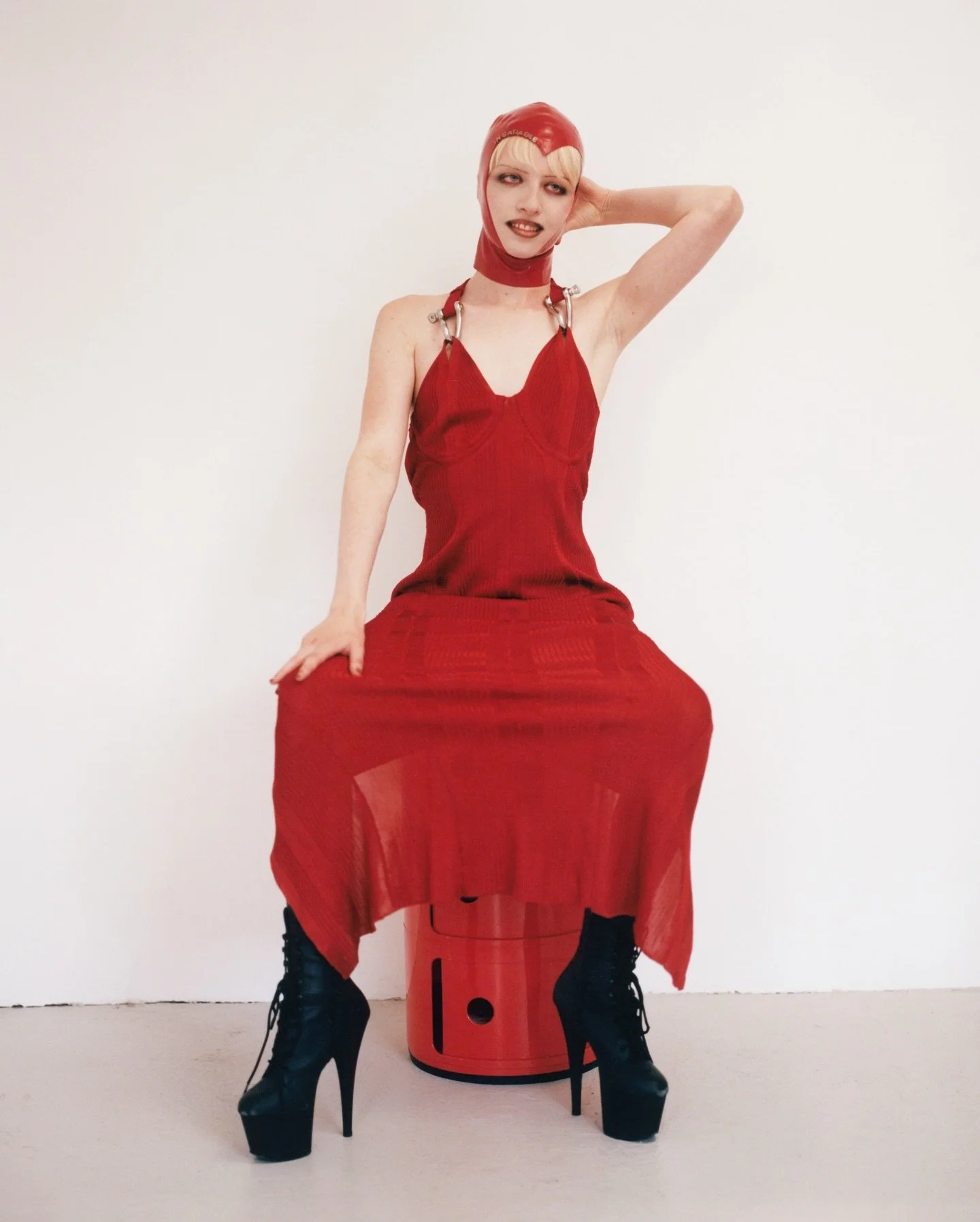 The Red Saudek Dress 🪱 (renamed) Photographed and styled by @calmcintyrestudio 
Beauty @dakotablacy 
Model @slice.alice.xo 
Latex @insatiable_studio 
Hand printed @chan.photographic