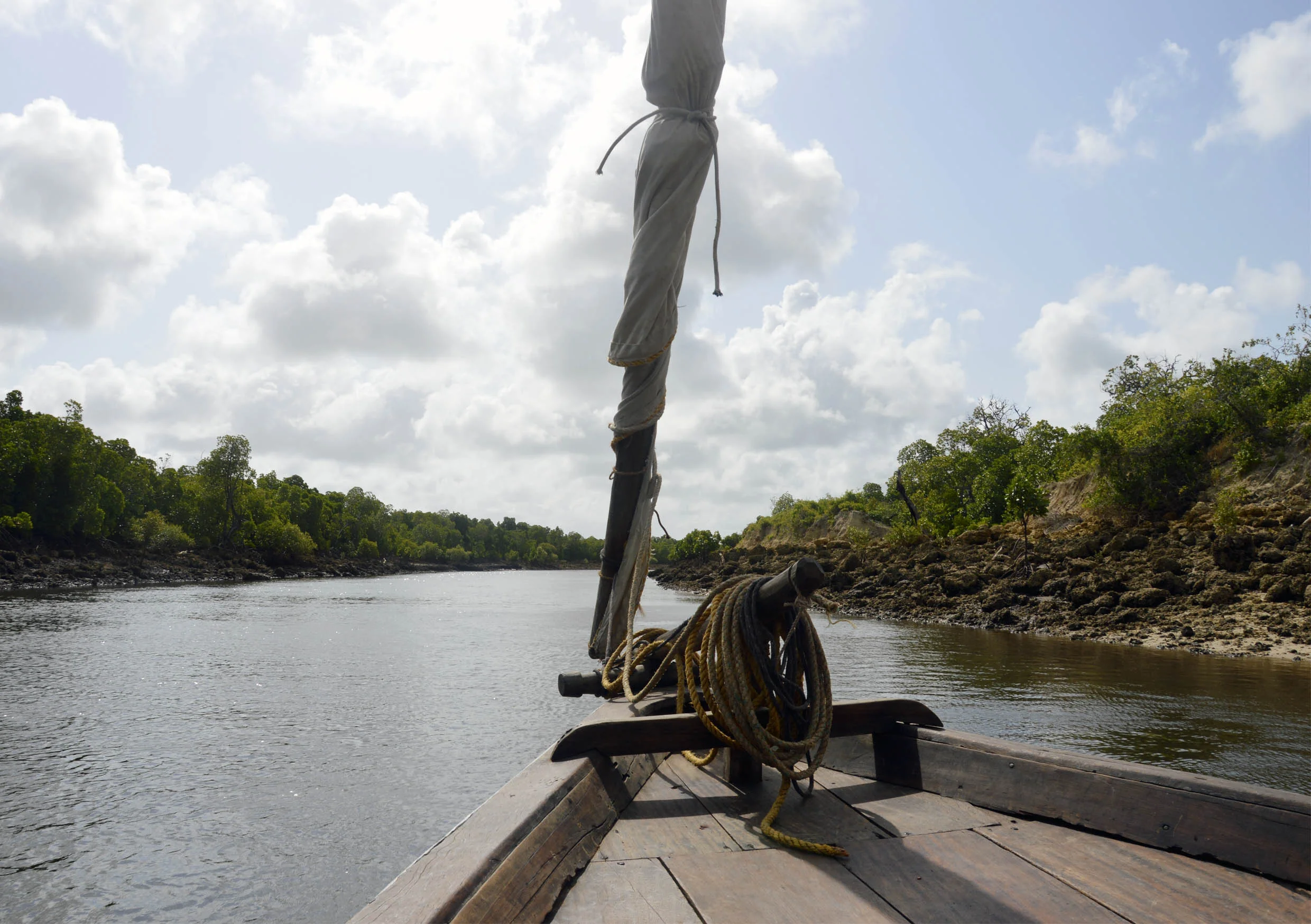 Lamu-Kenya-09-citymladyp.jpg