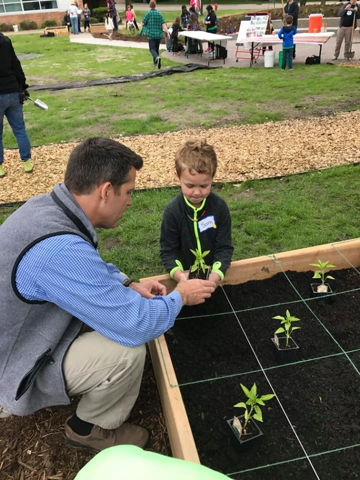Washburnschoolplanting (1).jpg