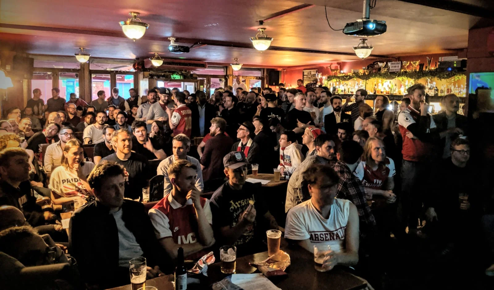 Football | Sports Pub | Sports Bar | Big Screen Sport | Hackney | Dalston