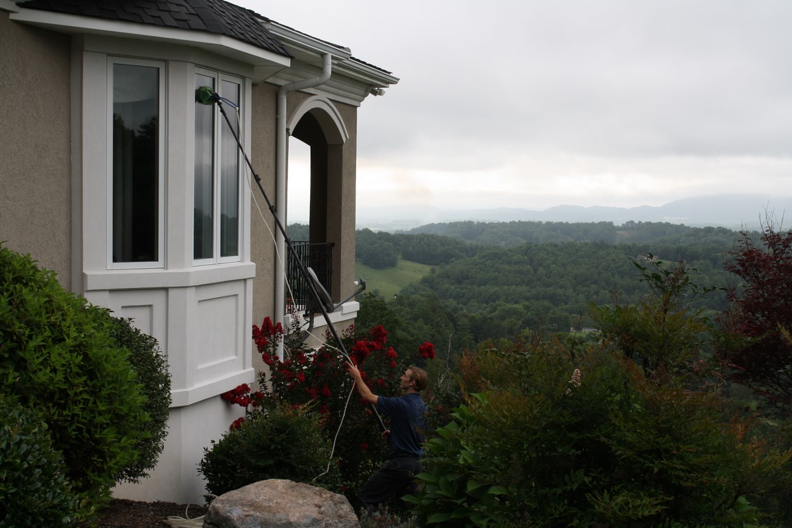 Deionized Water Cleaning with a View - Sky Clean