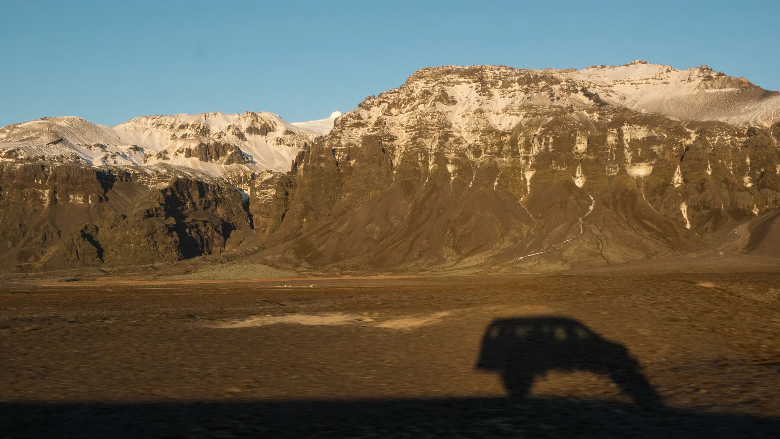 Even a super jeep can look tiny!