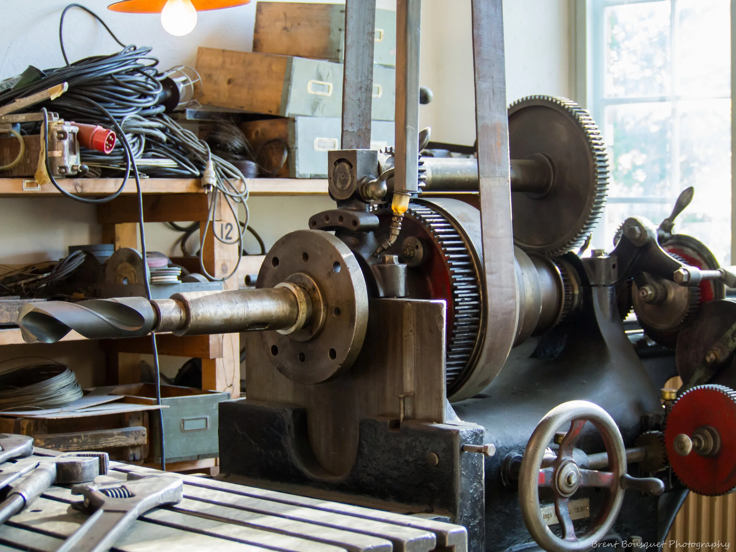 machine_shop_2_by_jinxx426-da62vx9.jpg